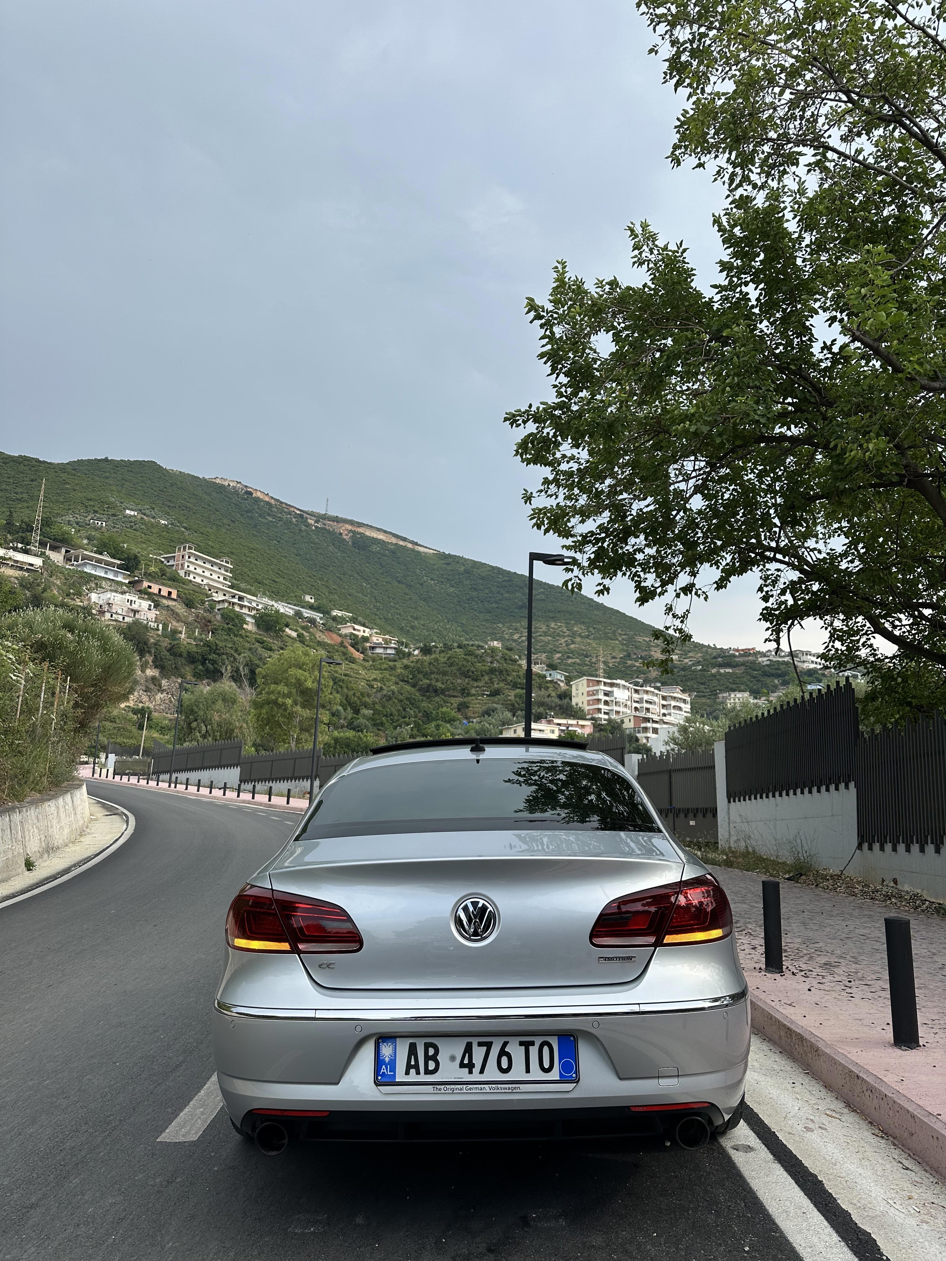 Volkswagen CC - side view