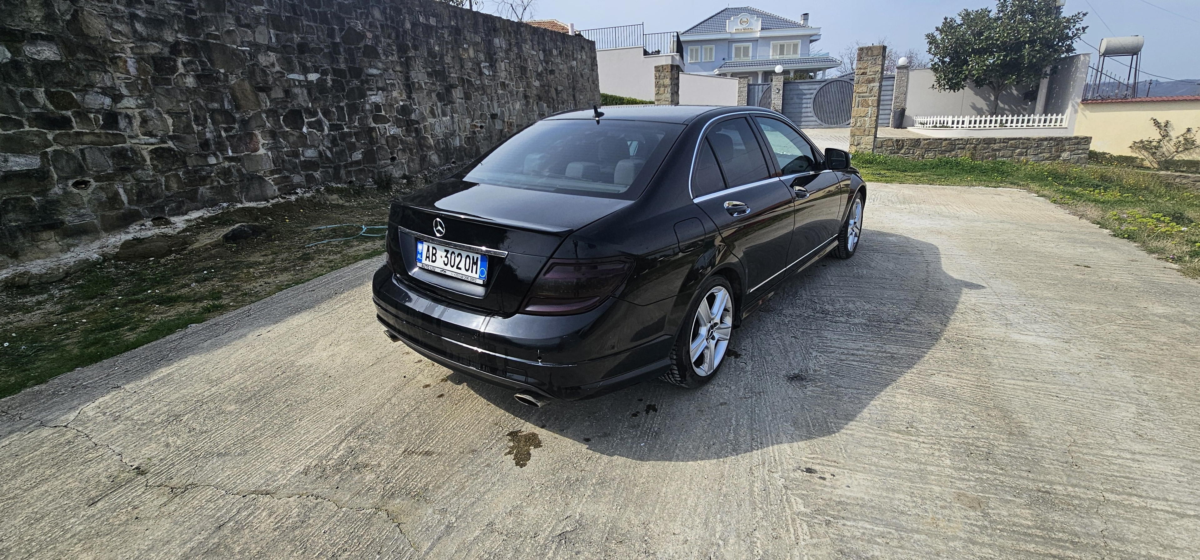 Mercedes-Benz C-Class - photo 4