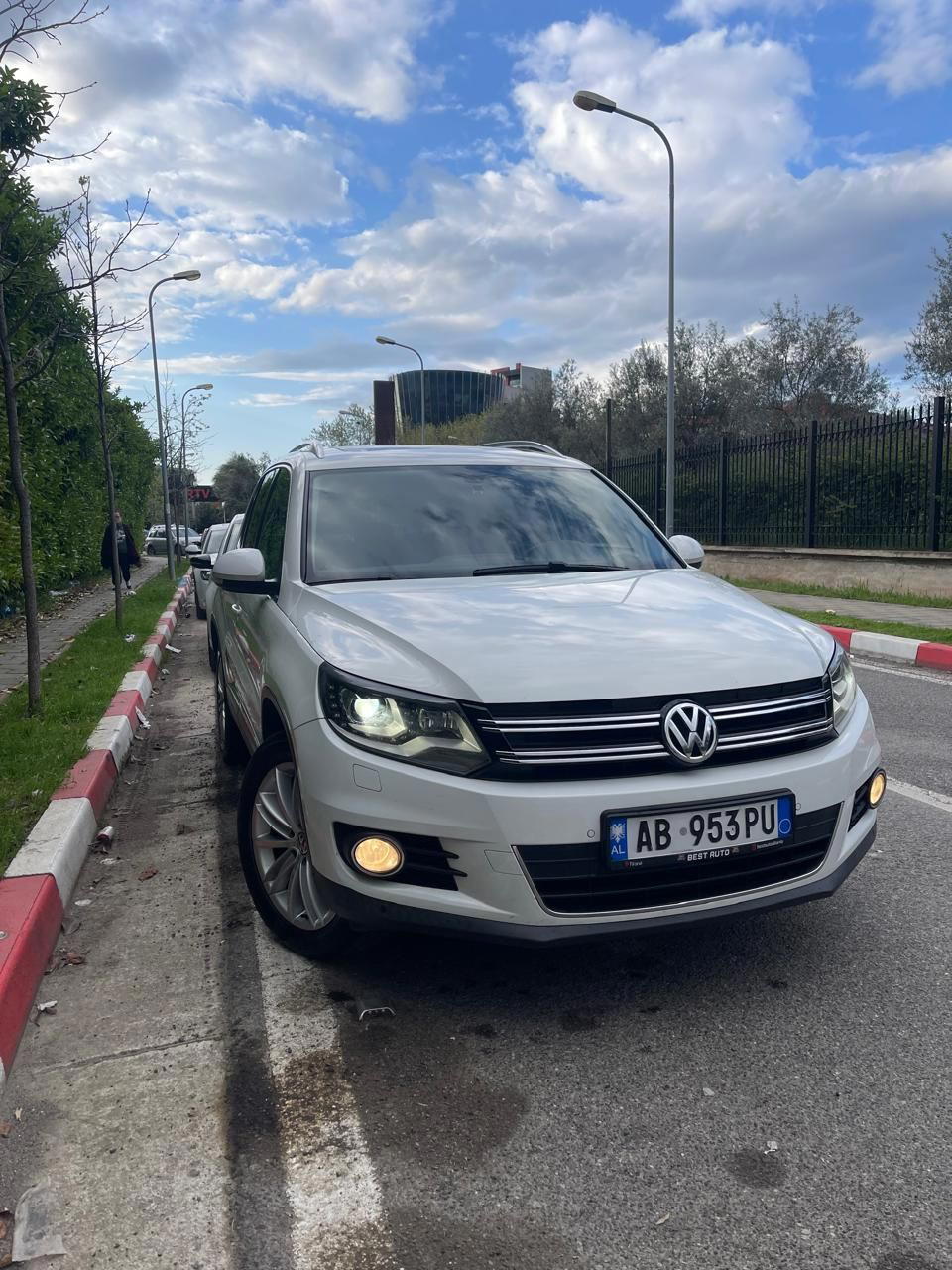 Volkswagen Tiguan - photo 3