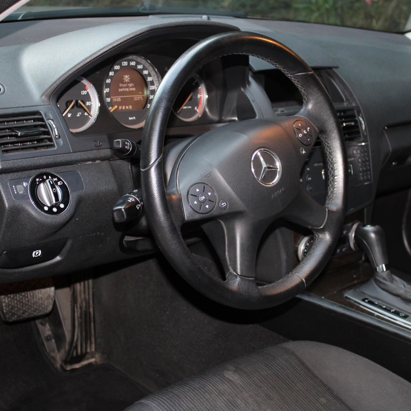 Mercedes-Benz C-Class - photo 3