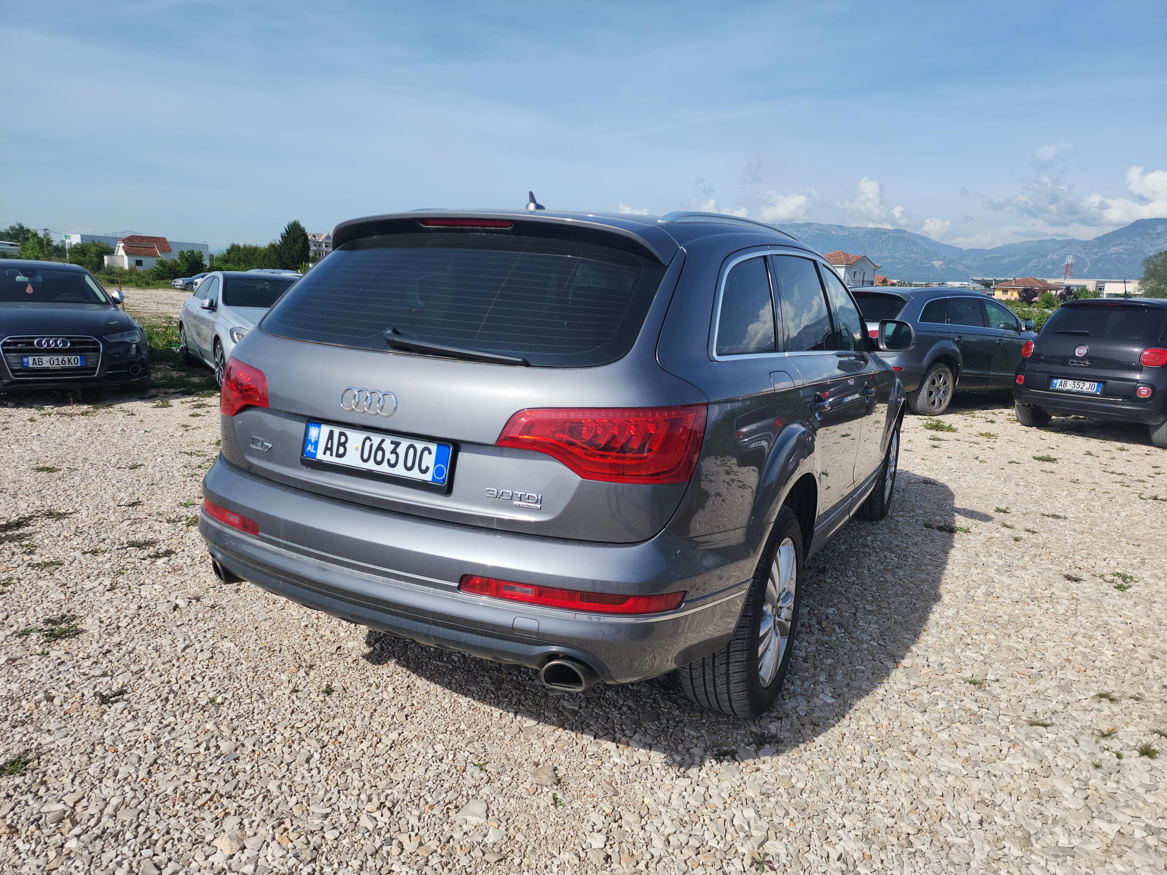 Audi Q7 - photo 4
