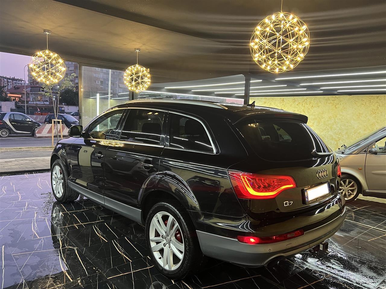 Audi Q7 - photo 3
