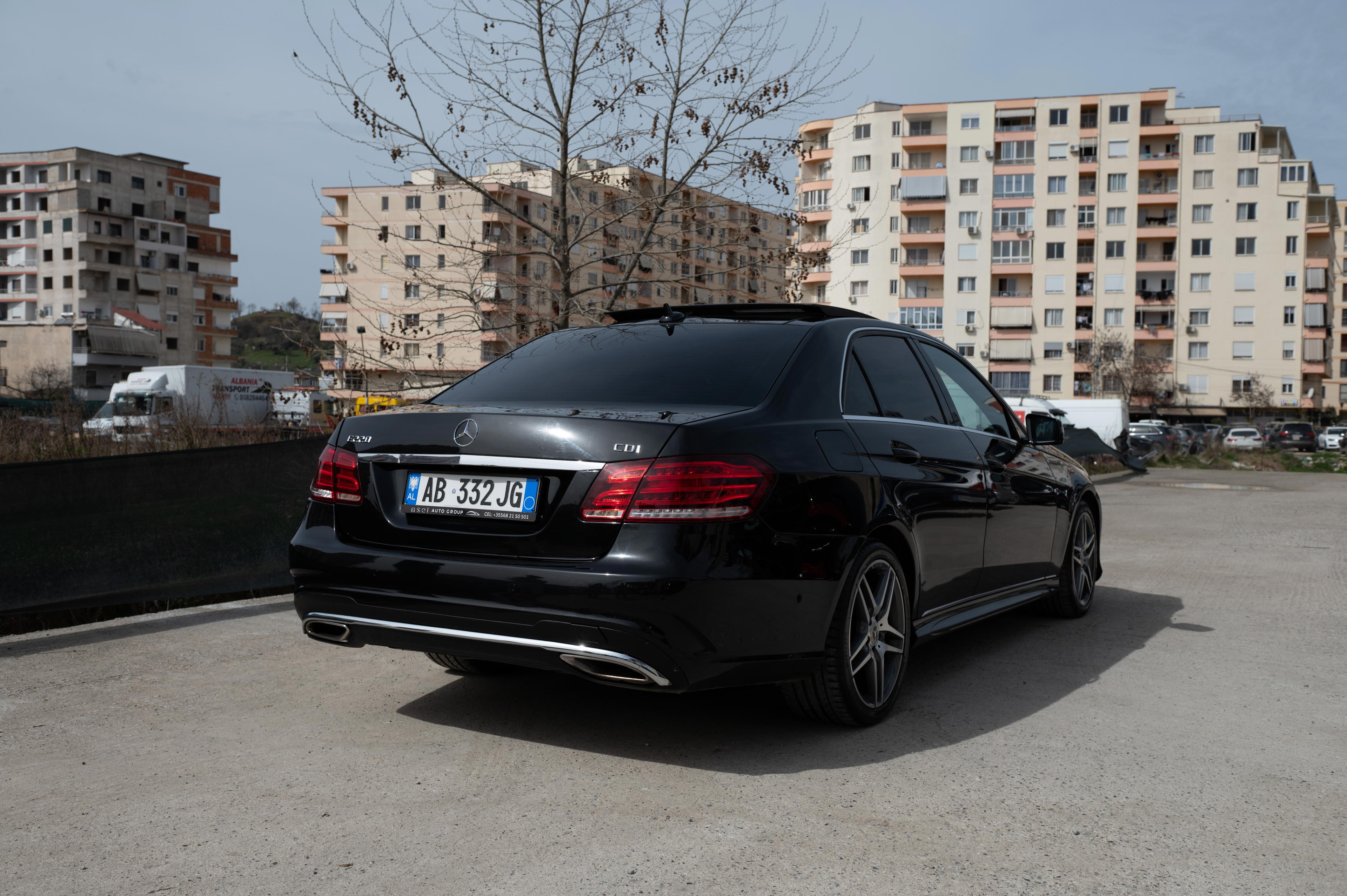 Mercedes-Benz E-Class - side view
