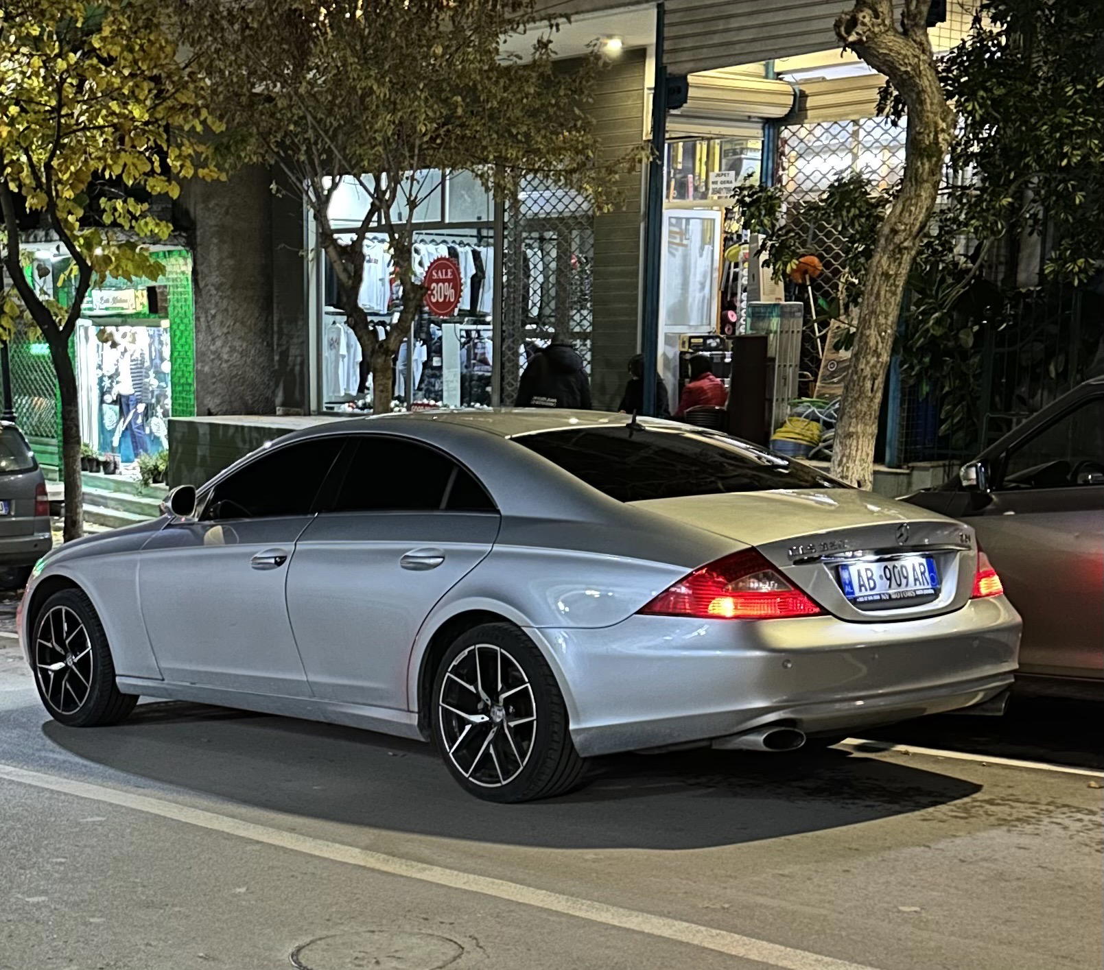 Mercedes-Benz CLS - side view