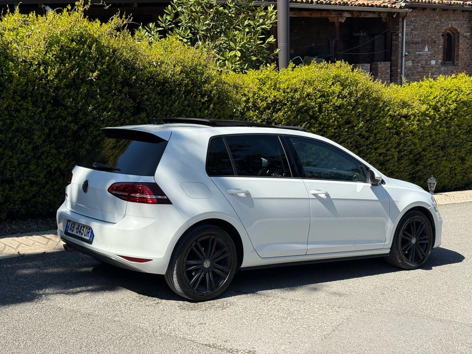 Volkswagen Golf - photo 3