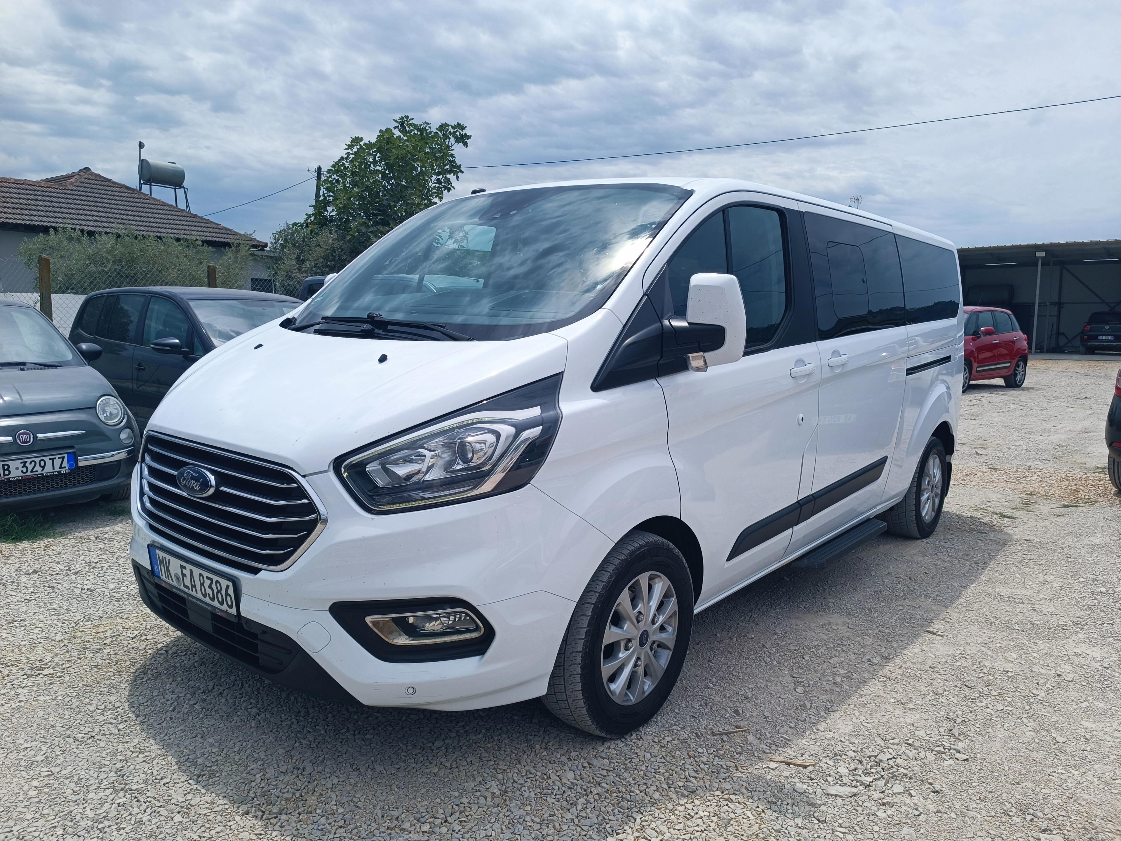 Ford Econoline E150 Passenger - main photo