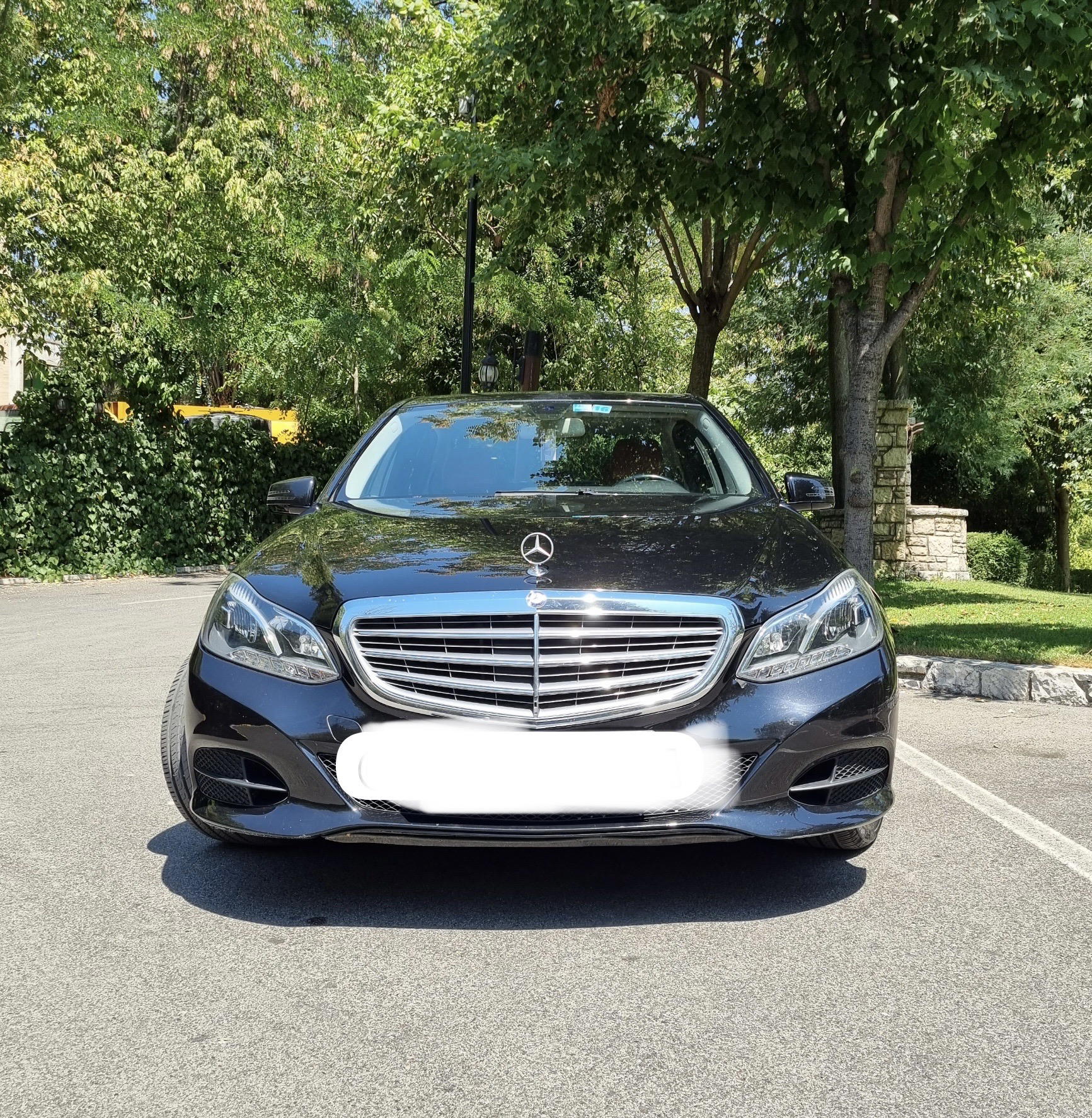 Mercedes-Benz 300 D for rent