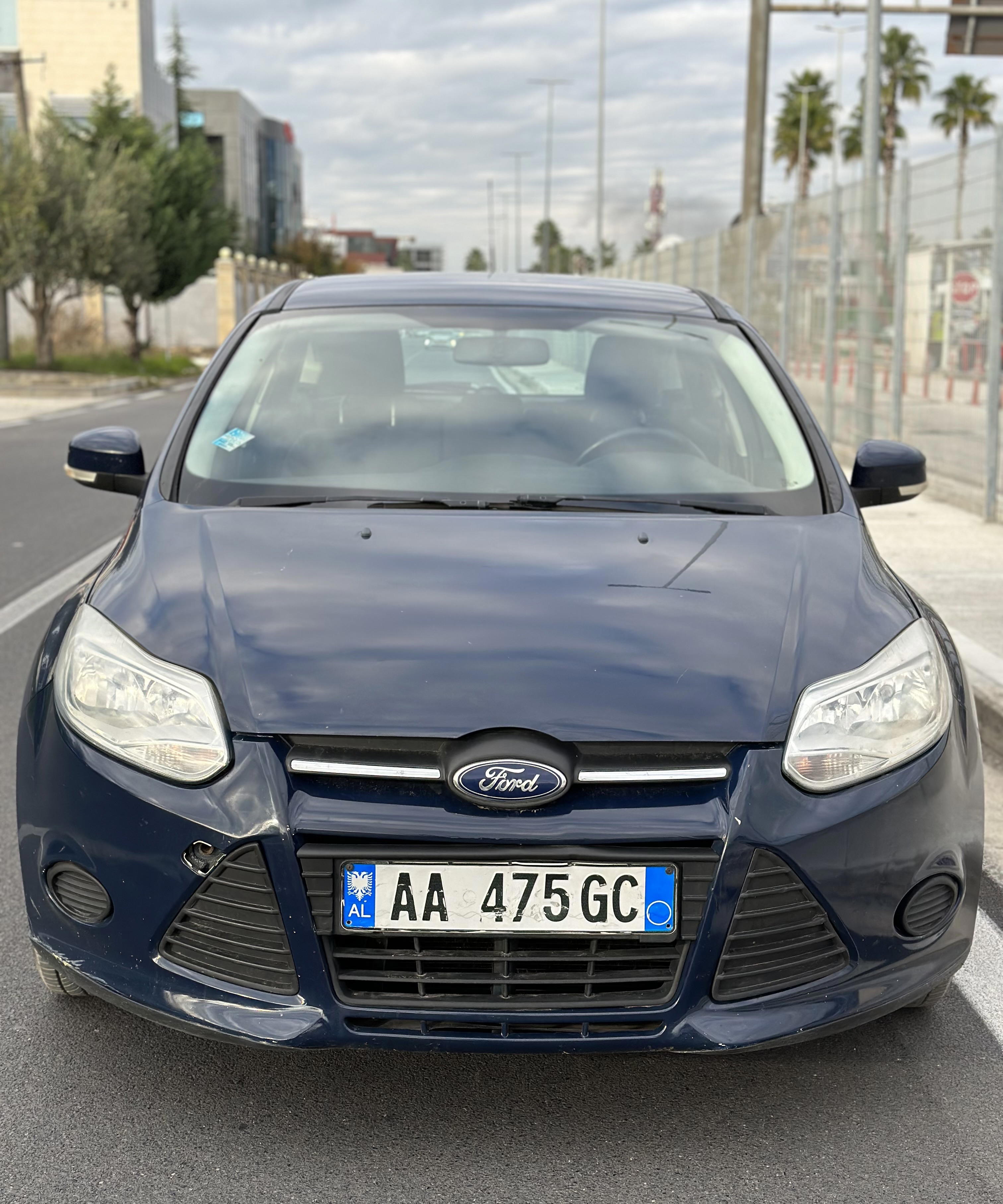 Ford Focus - main photo