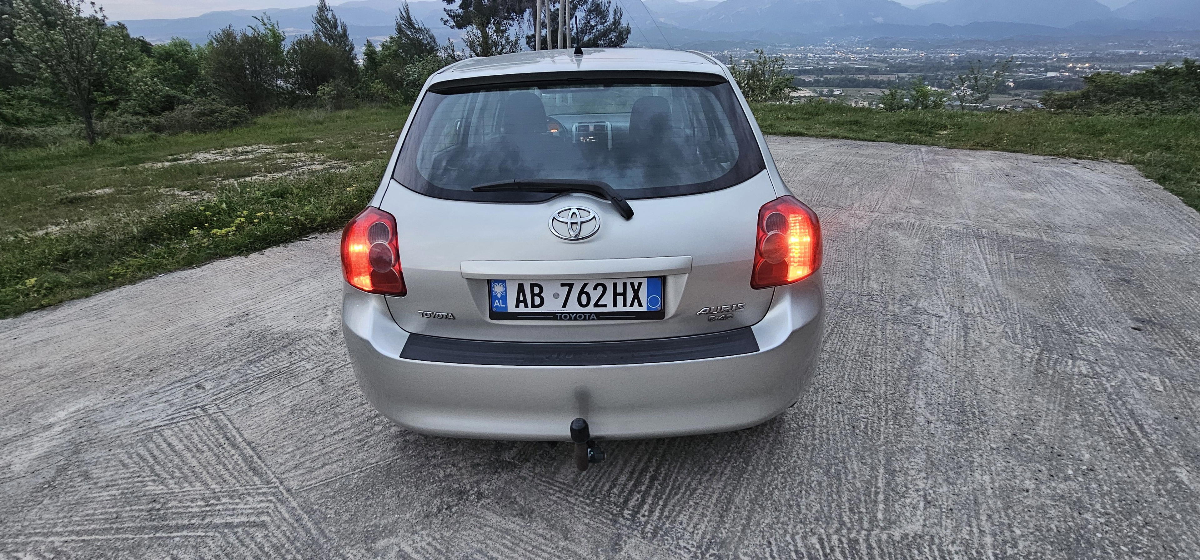 Toyota Auris - photo 3