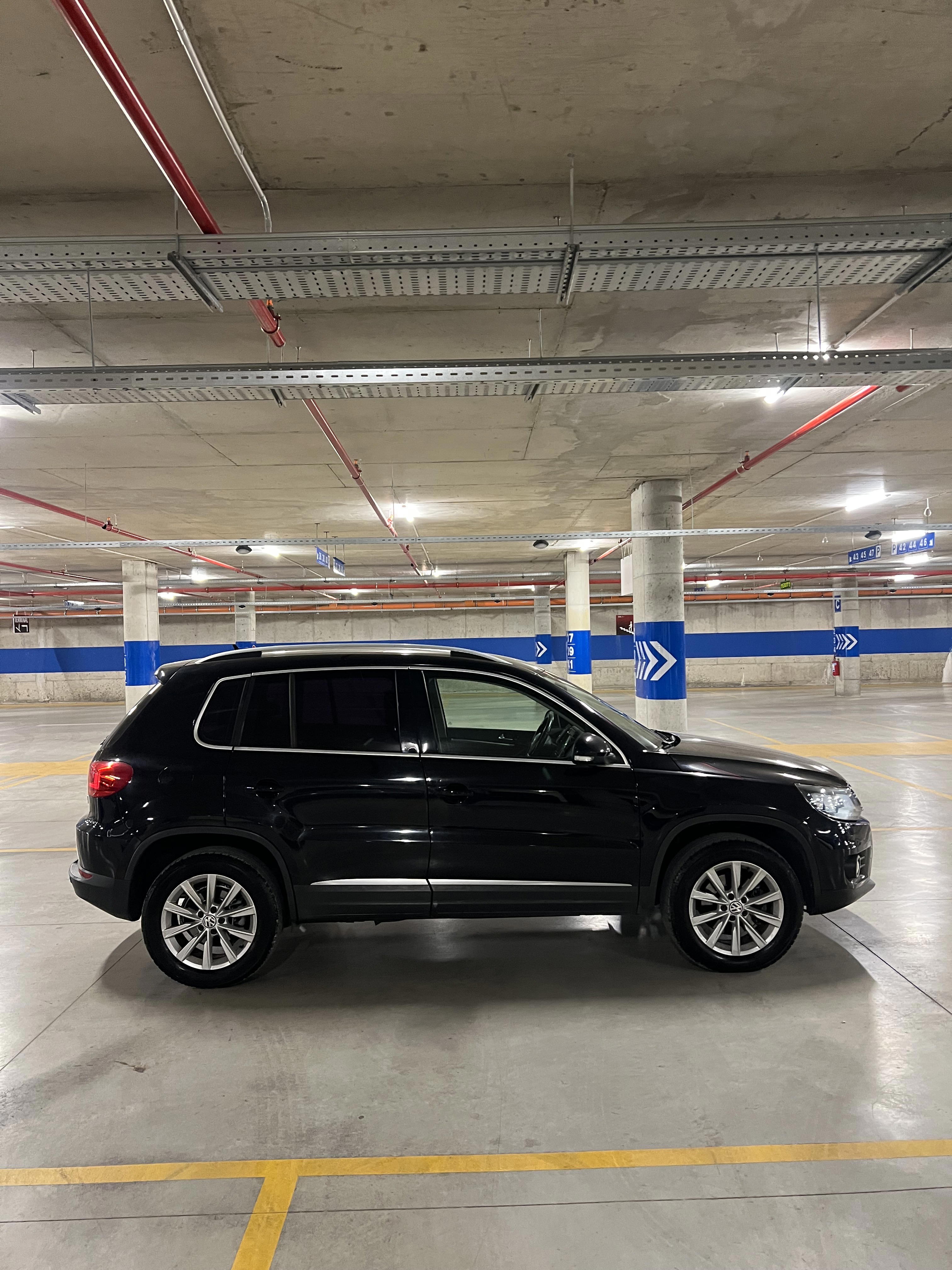 Volkswagen Tiguan - photo 4