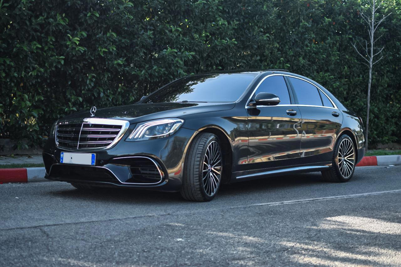 Mercedes-Benz S-Class - main photo