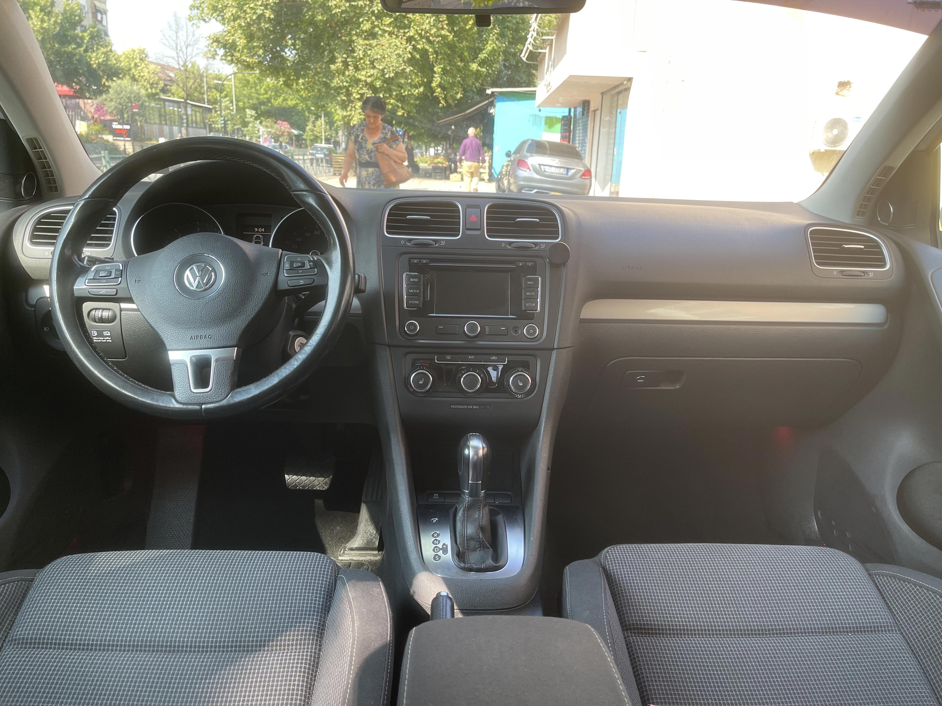 Volkswagen Golf - photo 4