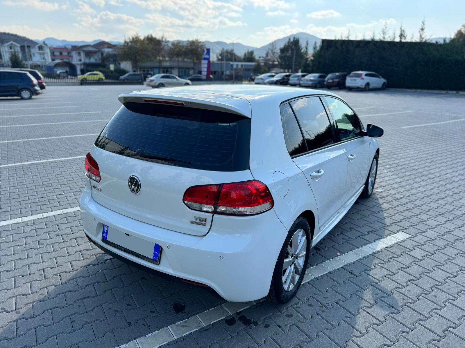 Volkswagen Golf - photo 4