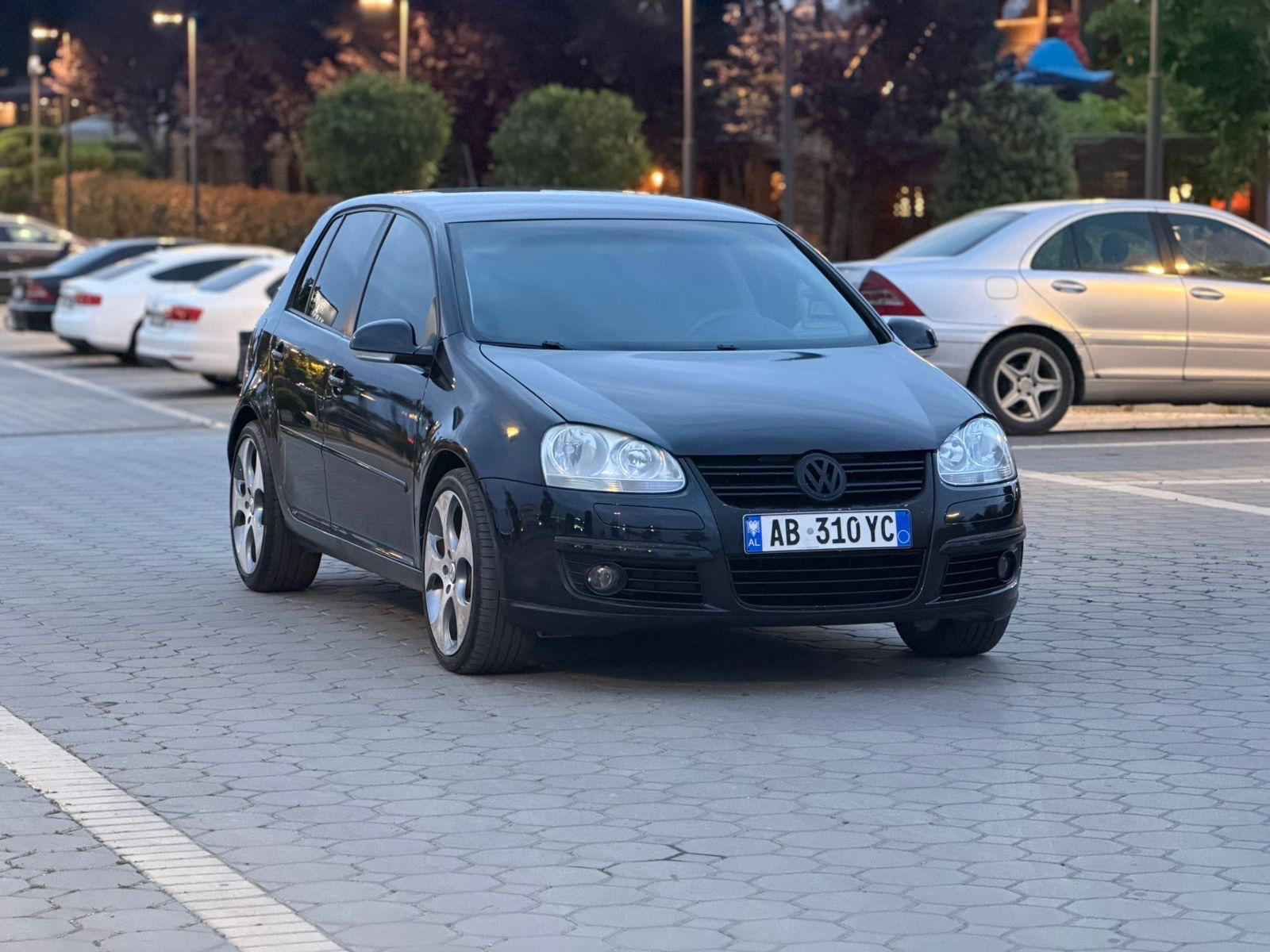 Volkswagen Golf RentX Albania