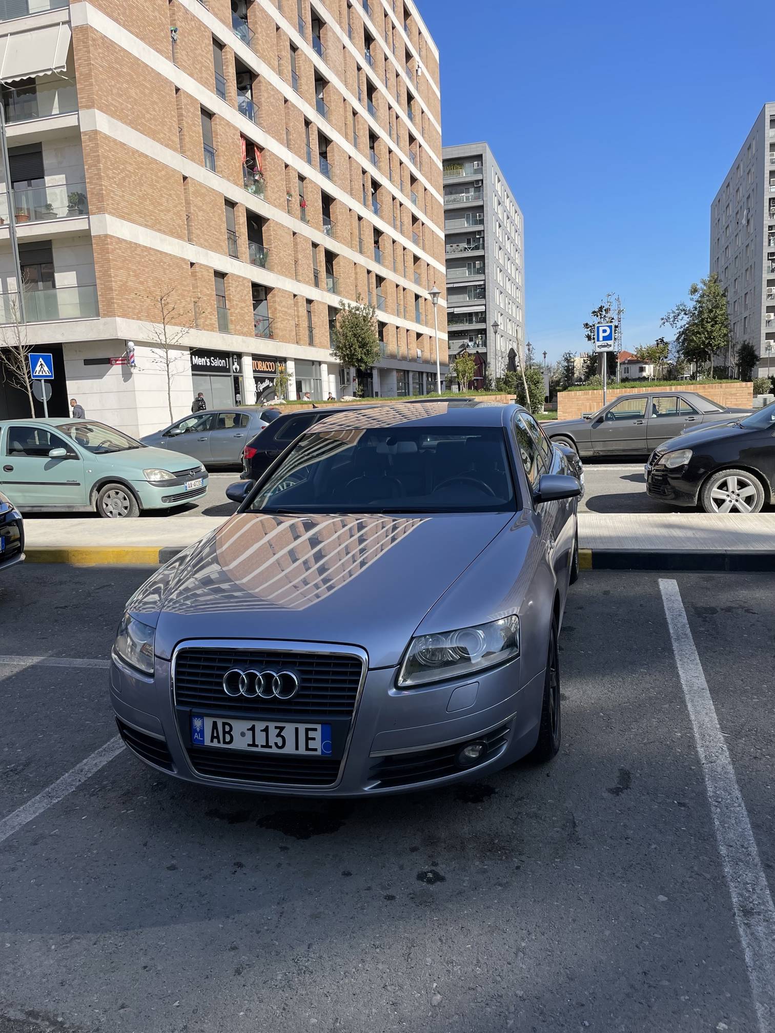 Audi A6 - main photo