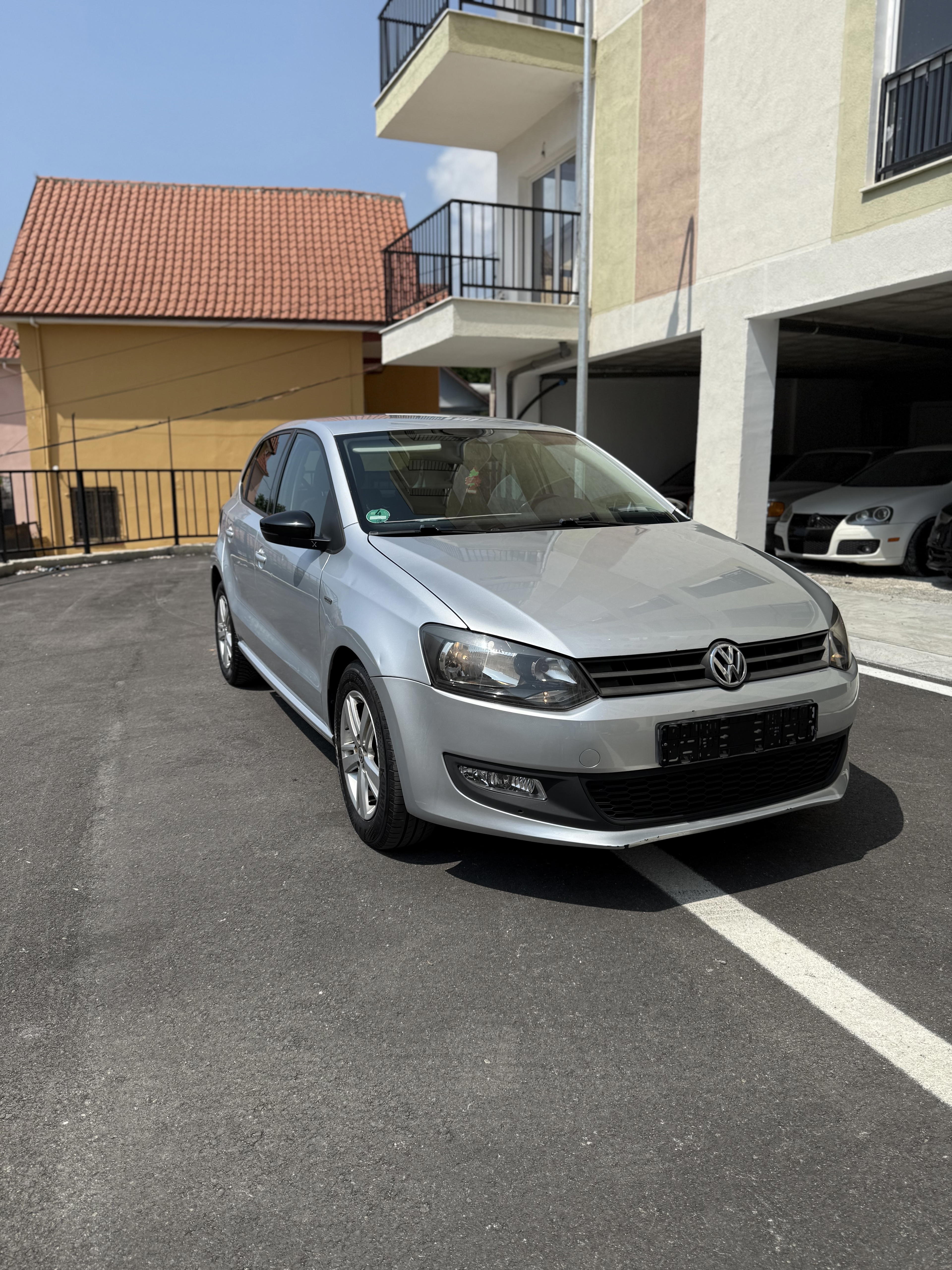 Volkswagen Polo - main photo