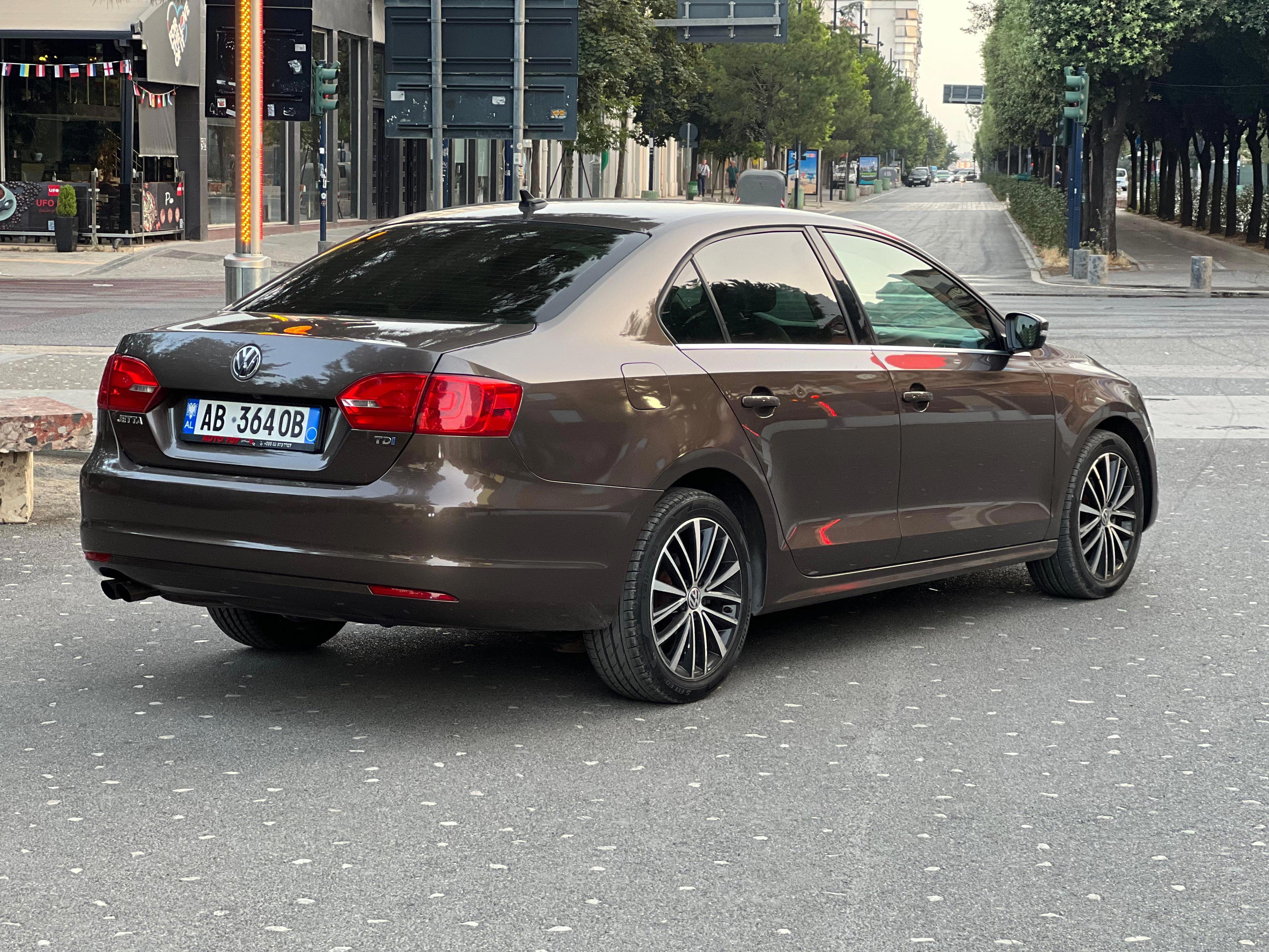 Volkswagen Jetta - photo 3