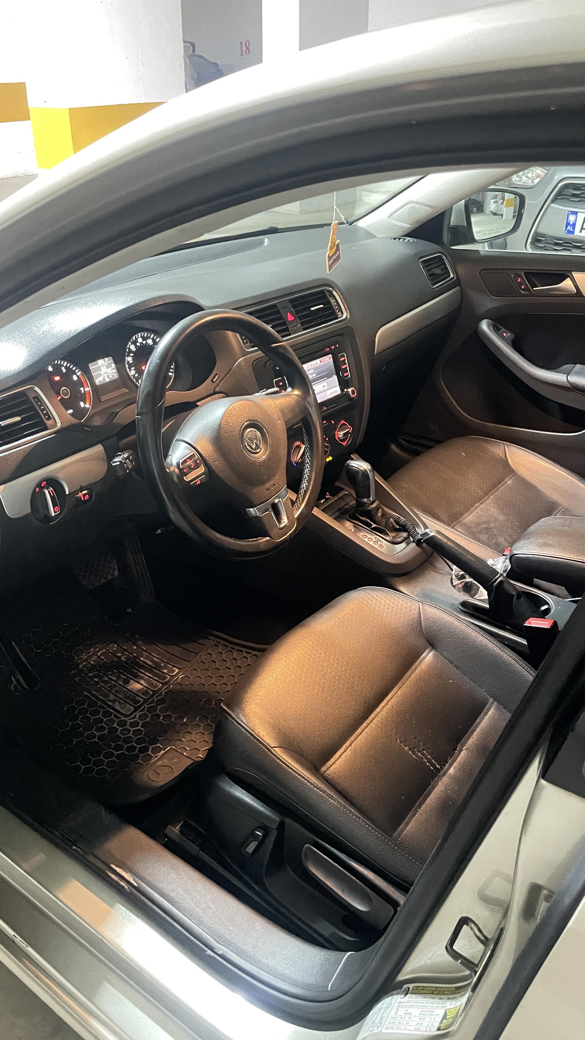 Volkswagen Golf - photo 4