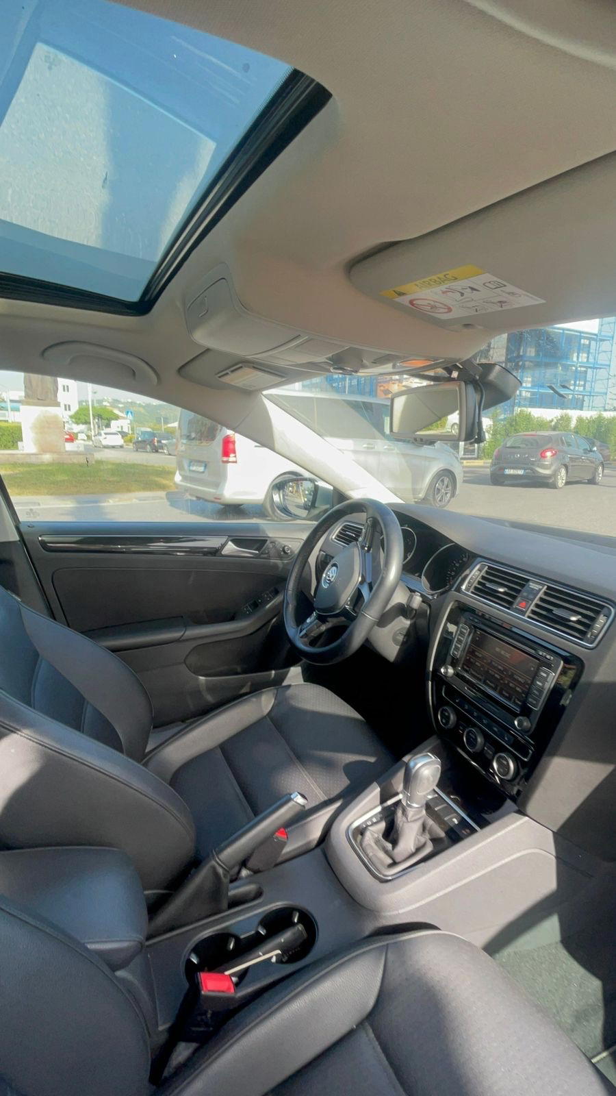 Volkswagen Jetta - photo 3