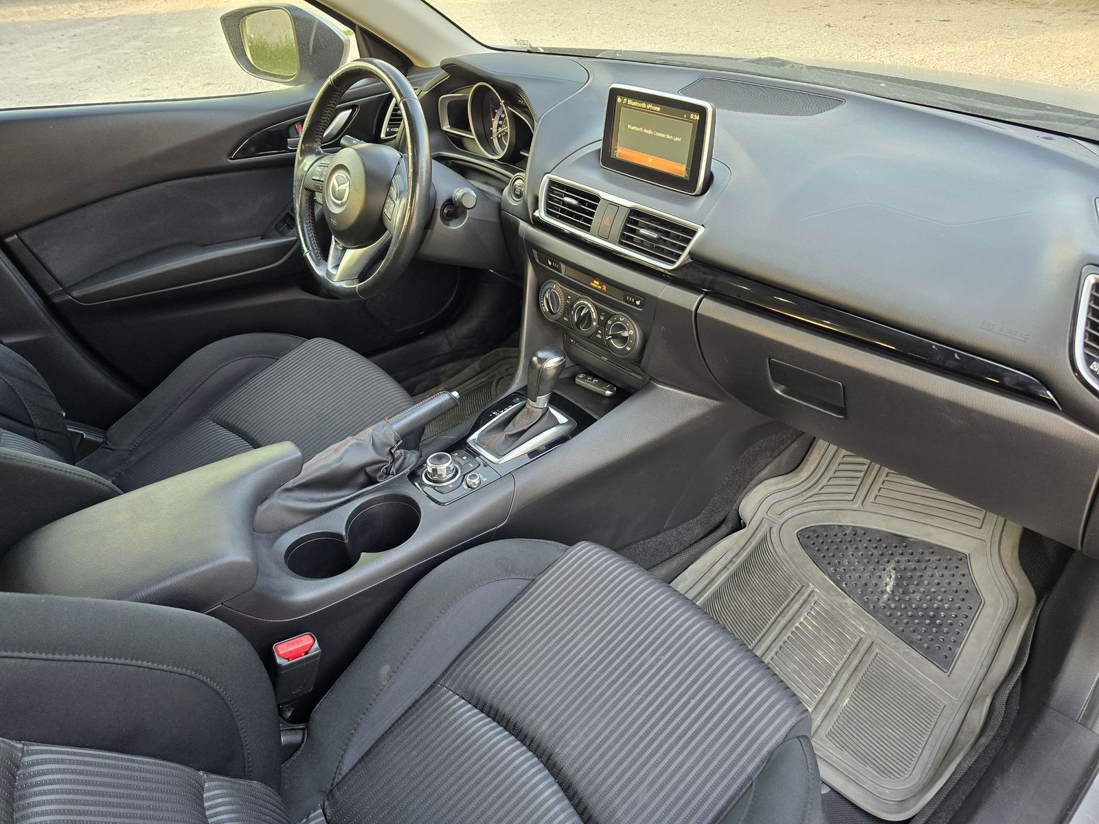 MAZDA MAZDA3 - photo 3