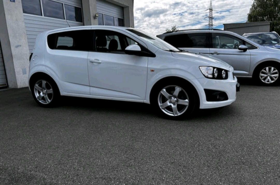 Chevrolet Aveo - photo 4