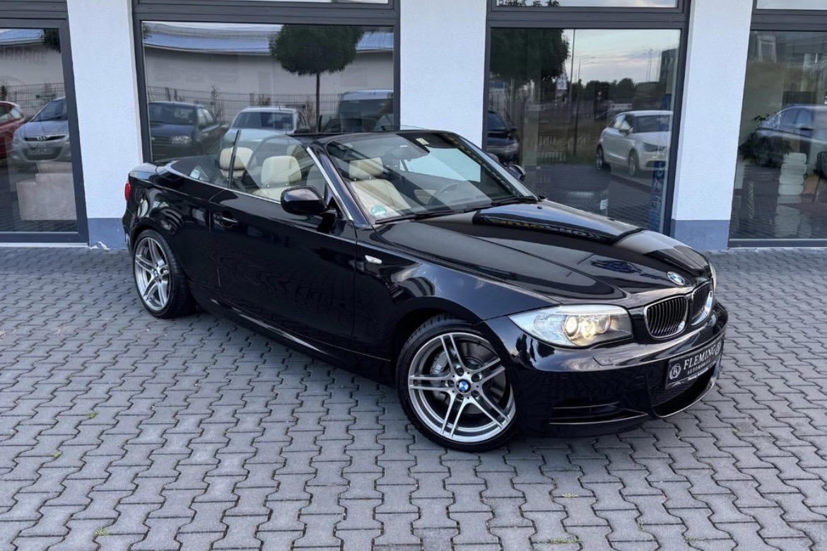 BMW 1 Series - side view