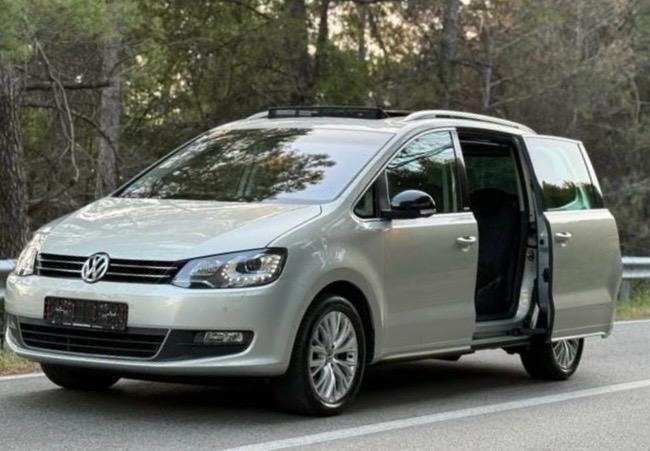 Volkswagen Sharan - side view