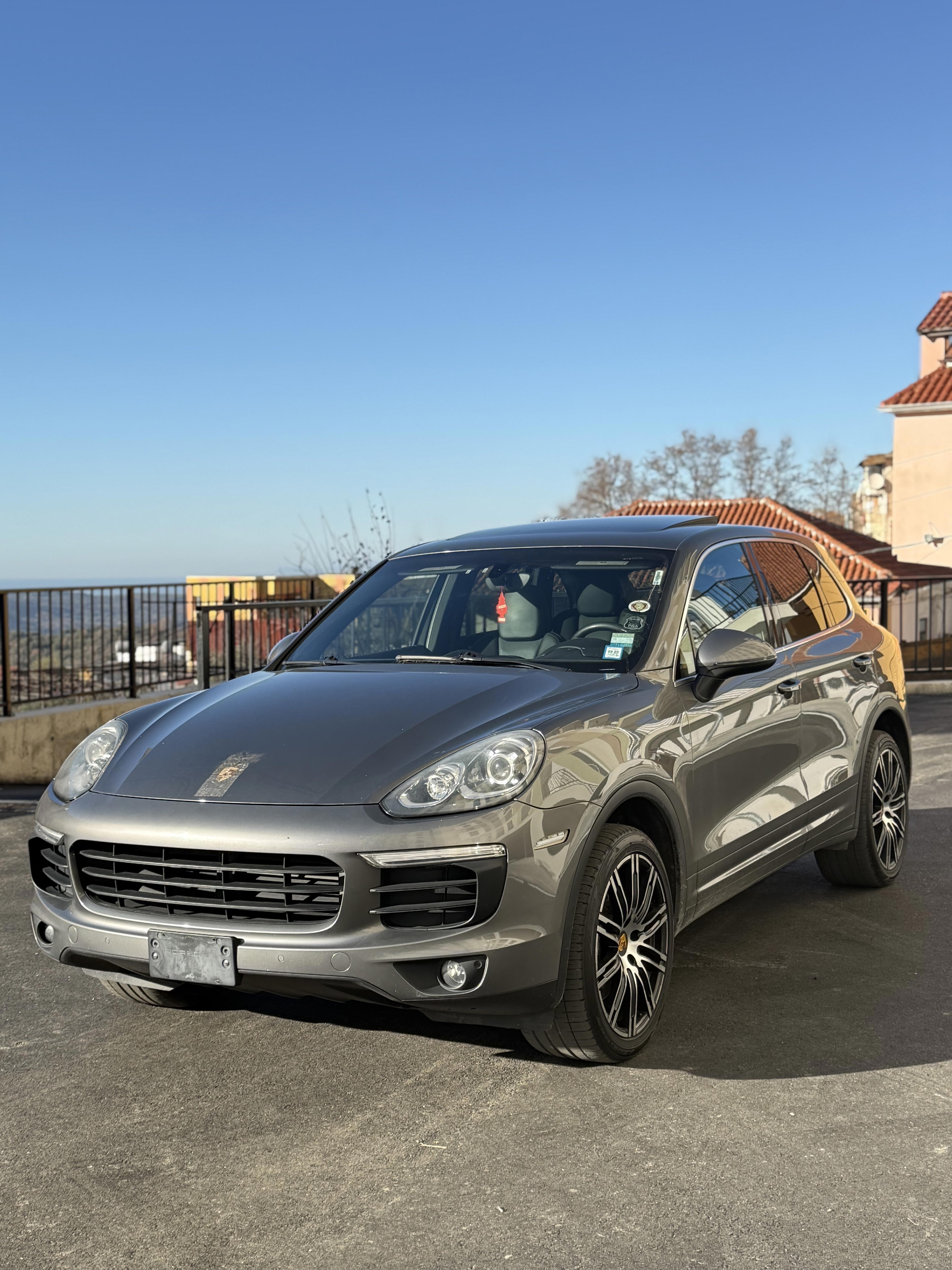 Porsche Cayenne - photo 3