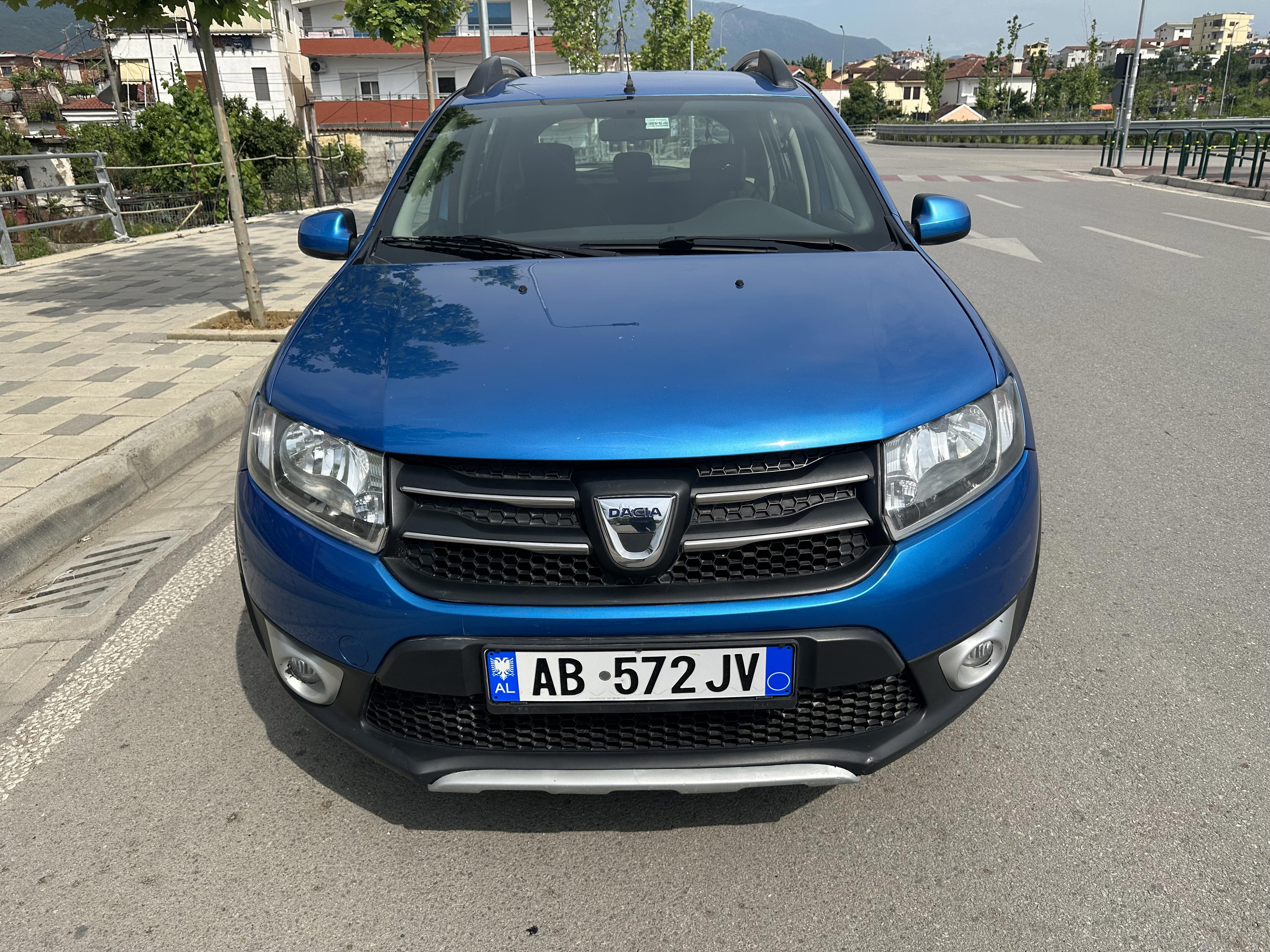 Dacia Sandero Stepway RentX Albania