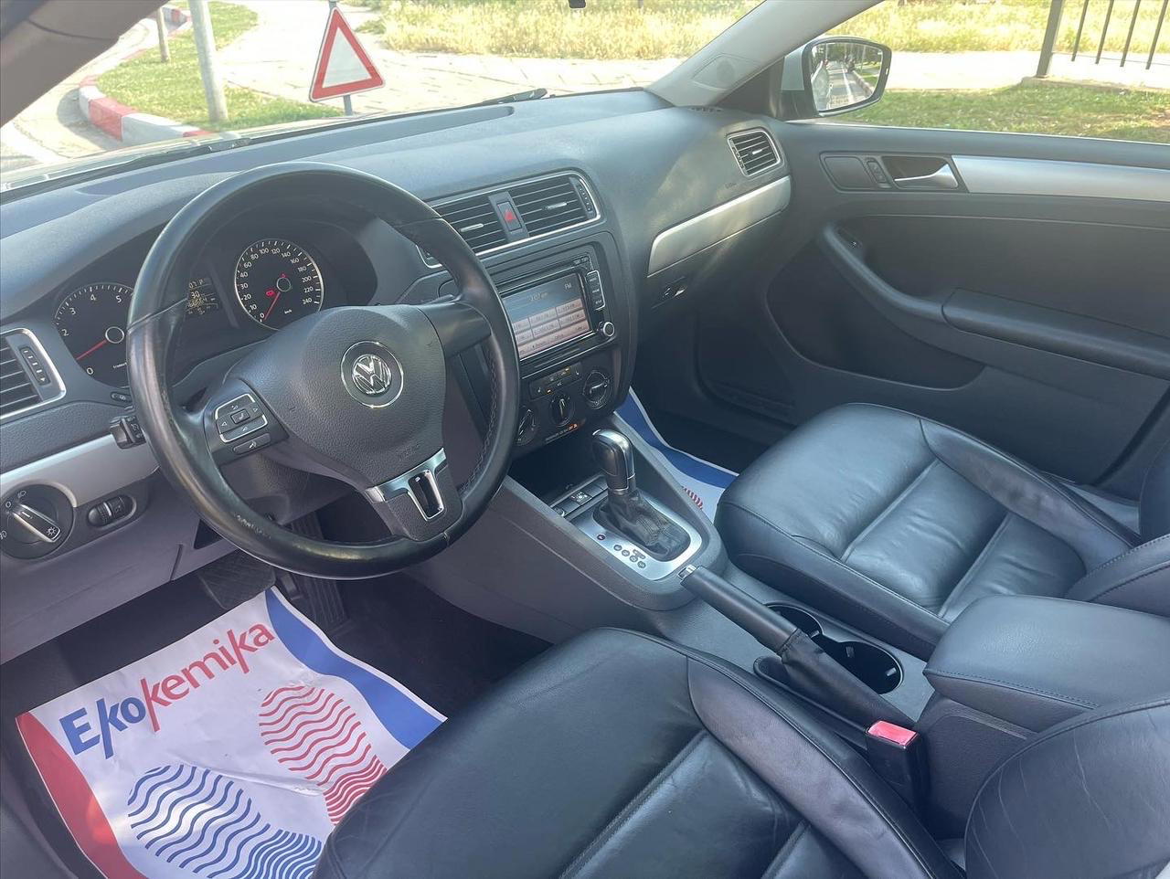 Volkswagen Passat - photo 4