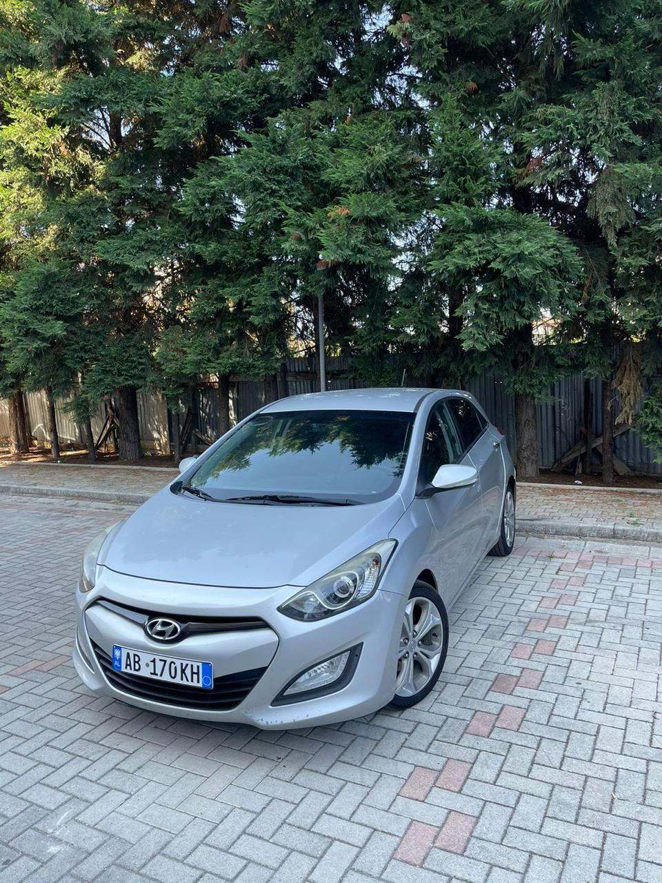 Hyundai I30 for rent