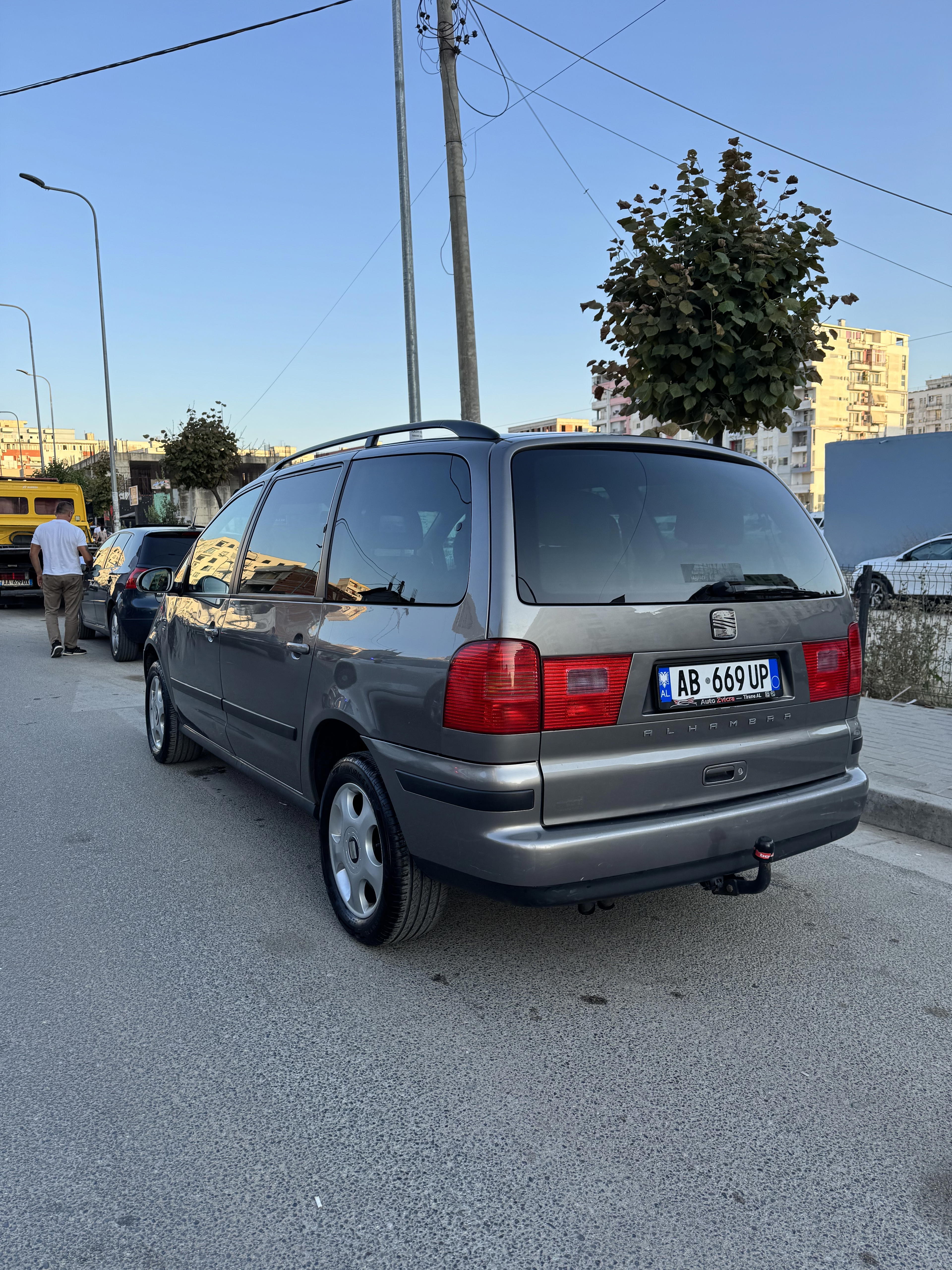 Seat Alhambra - photo 4