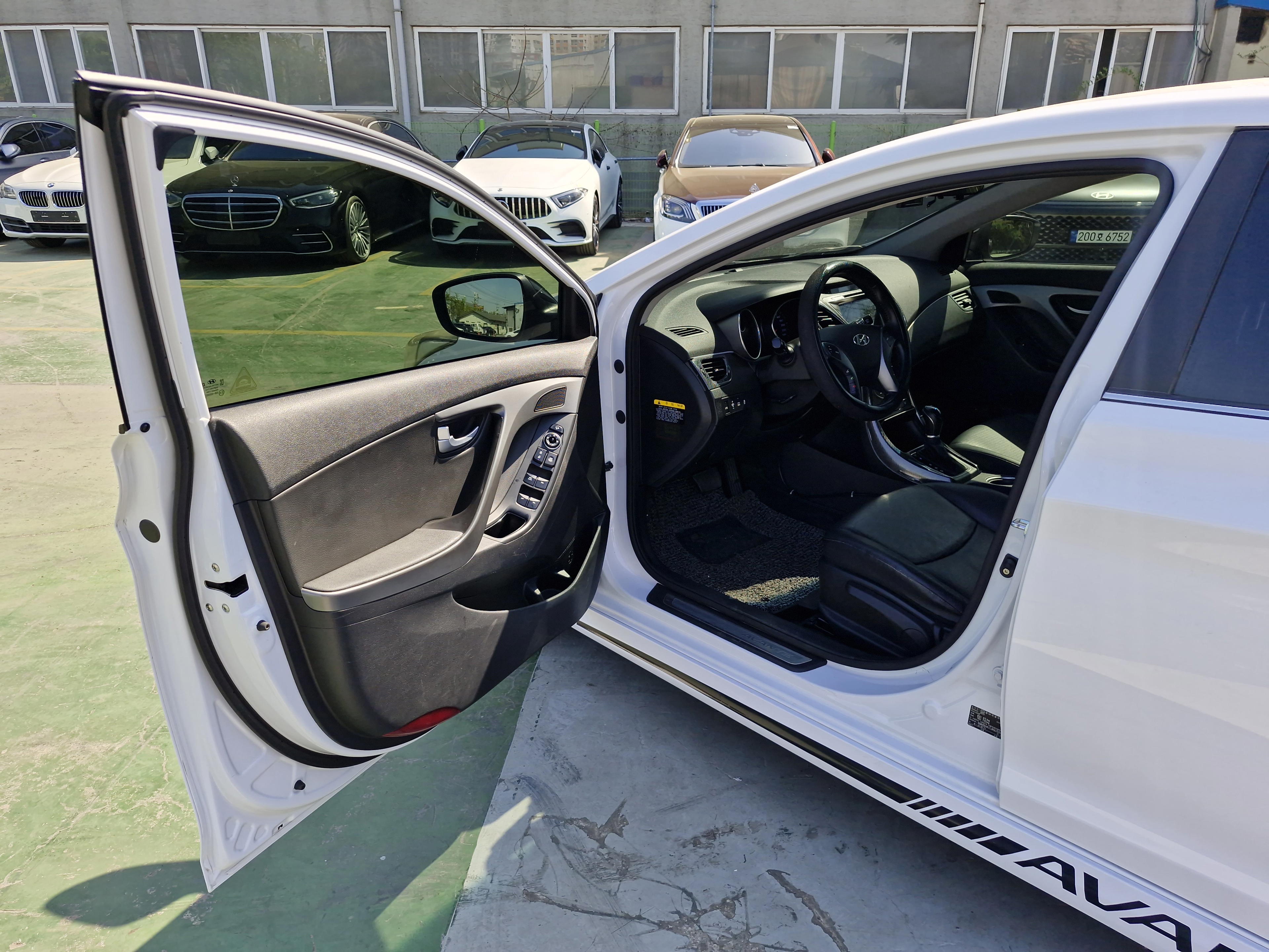 Hyundai Accent - photo 4