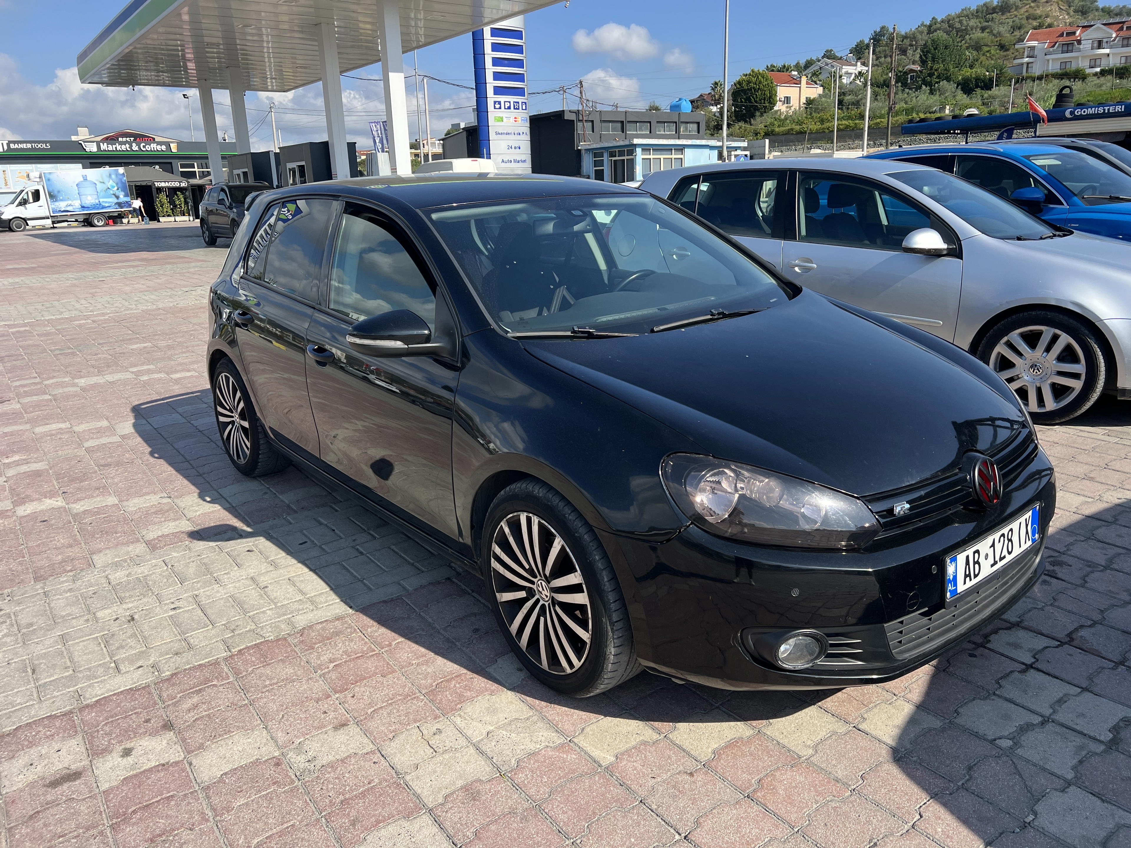 Volkswagen Golf RentX Albania