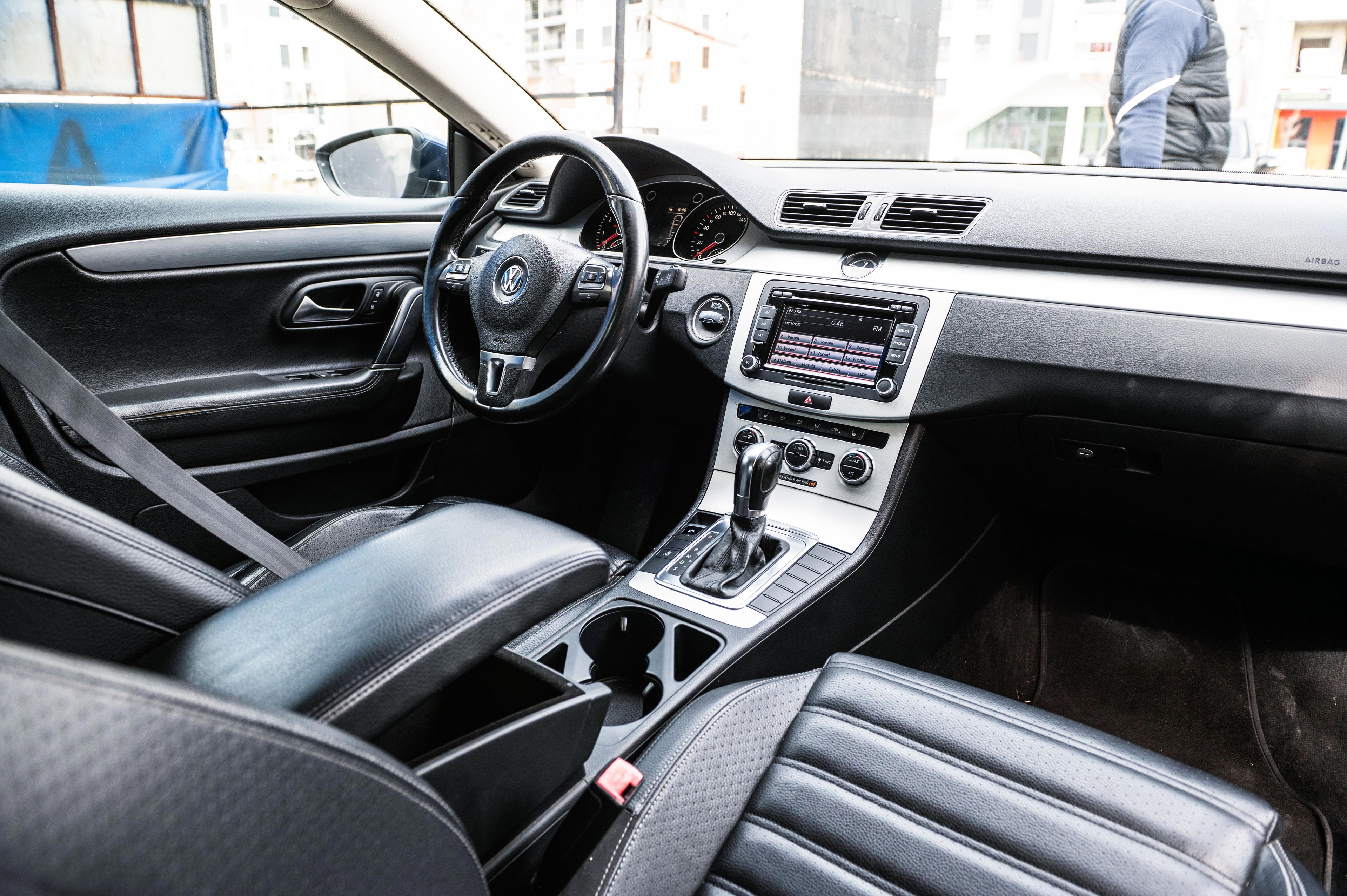 Volkswagen CC - photo 3