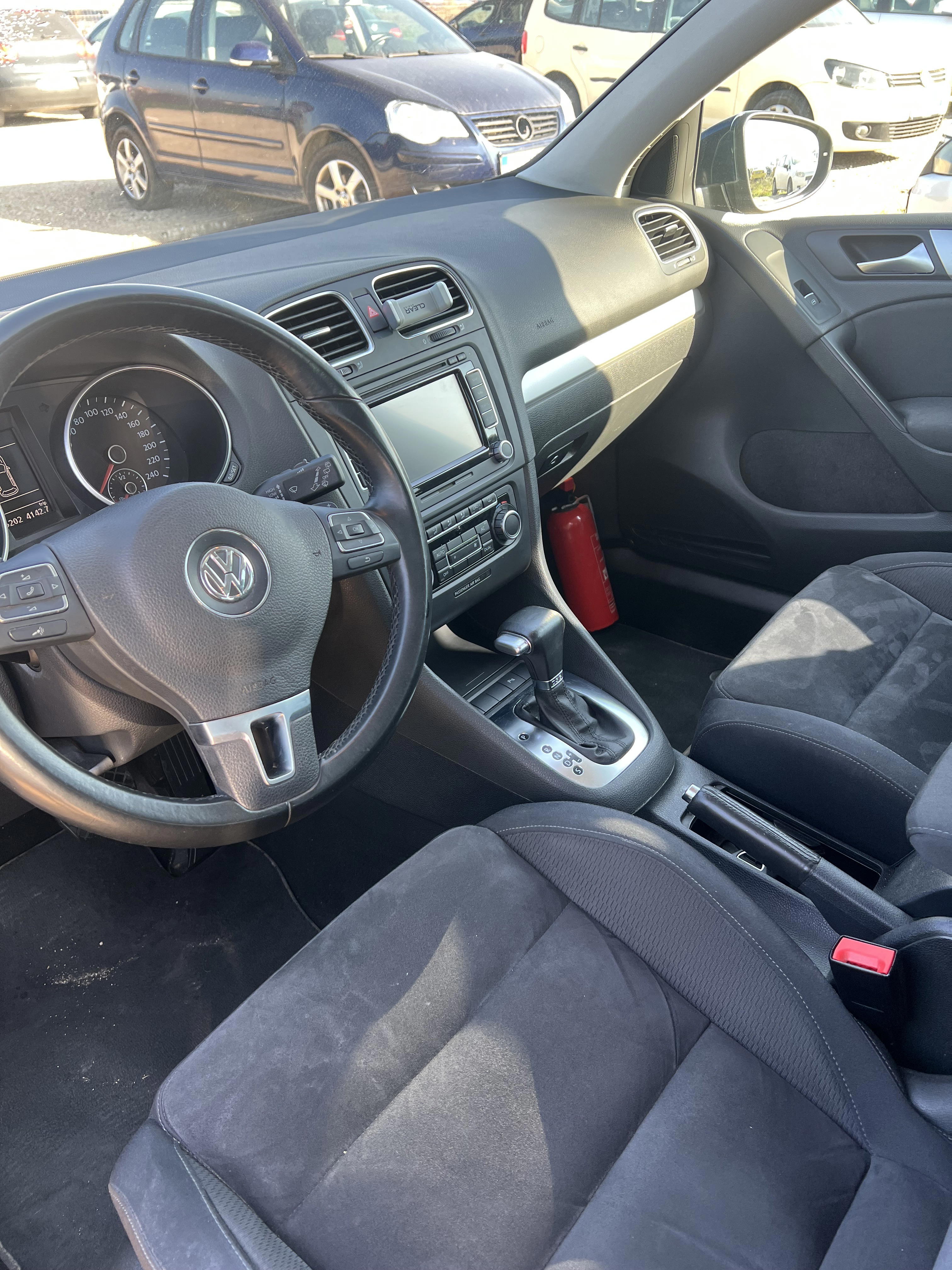 Volkswagen Golf - photo 4