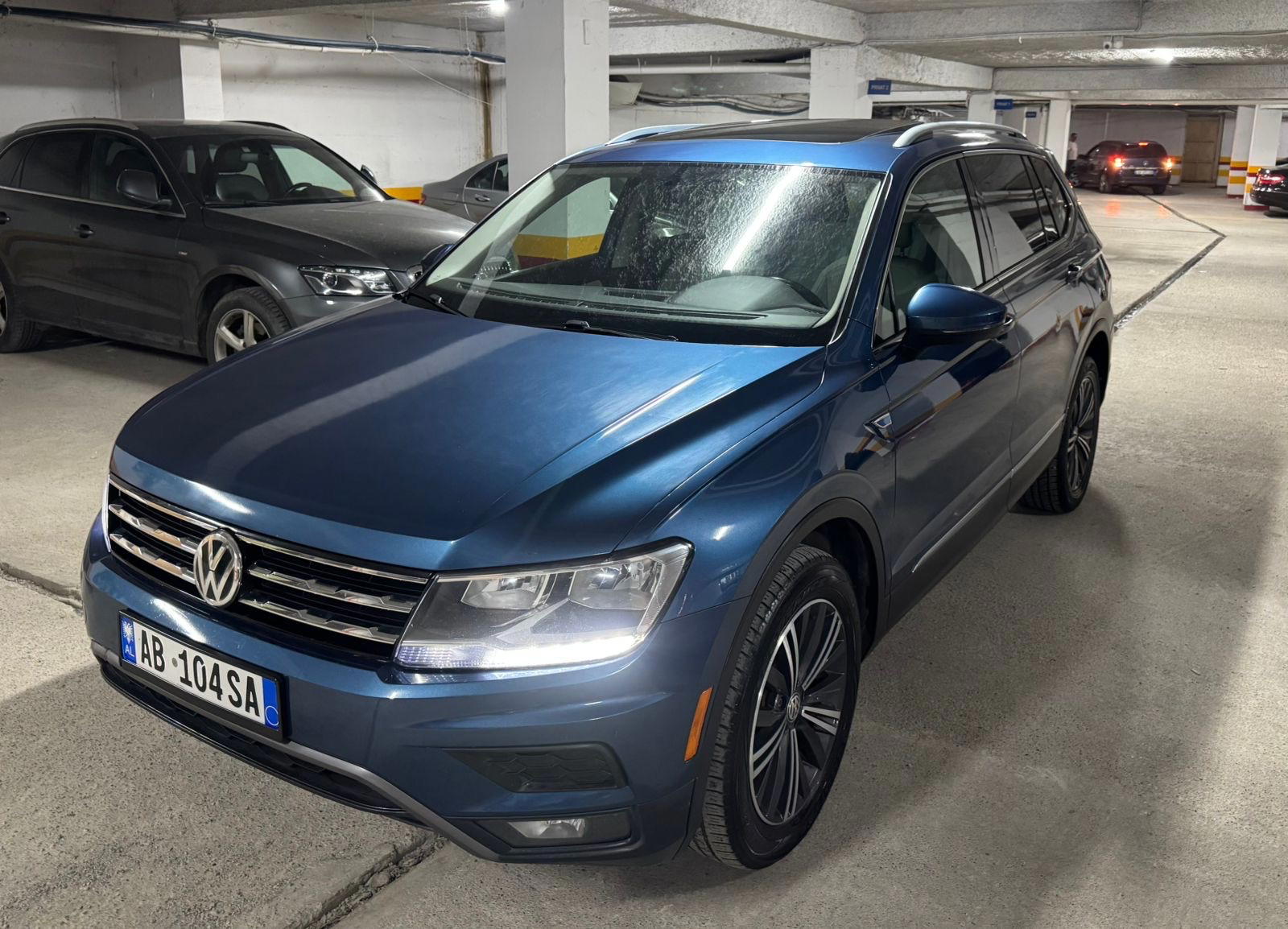 Volkswagen Tiguan - photo 4