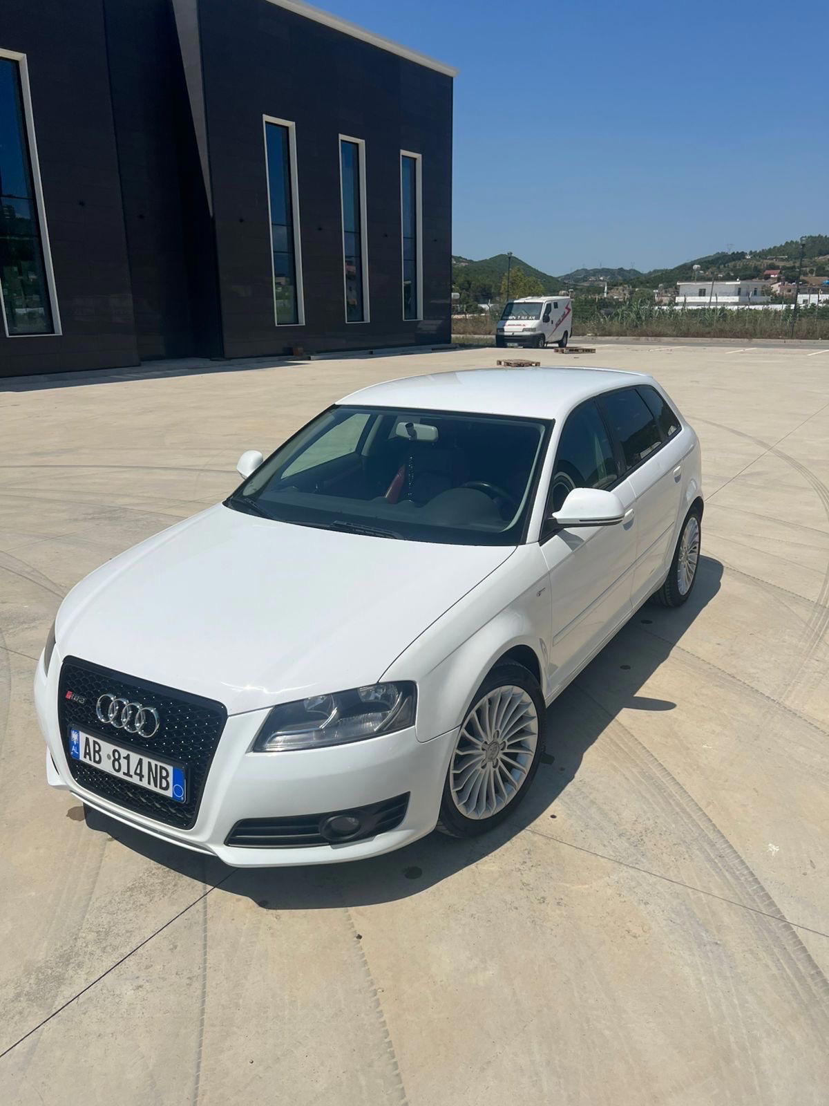 Audi A3 Sportback RentX Albania