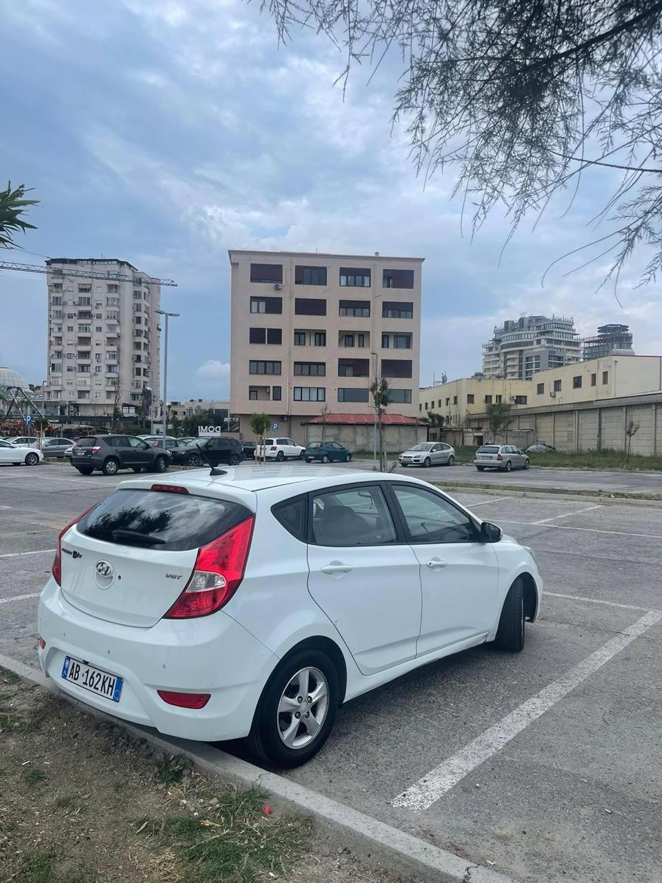 Hyundai Accent - photo 3
