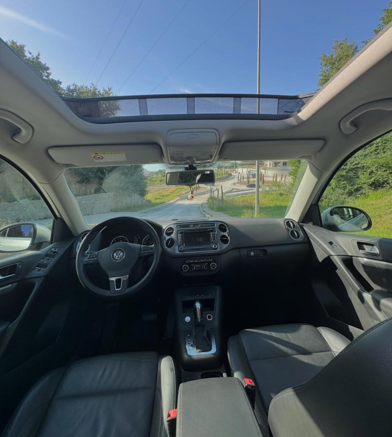 Volkswagen Tiguan Limited - photo 4