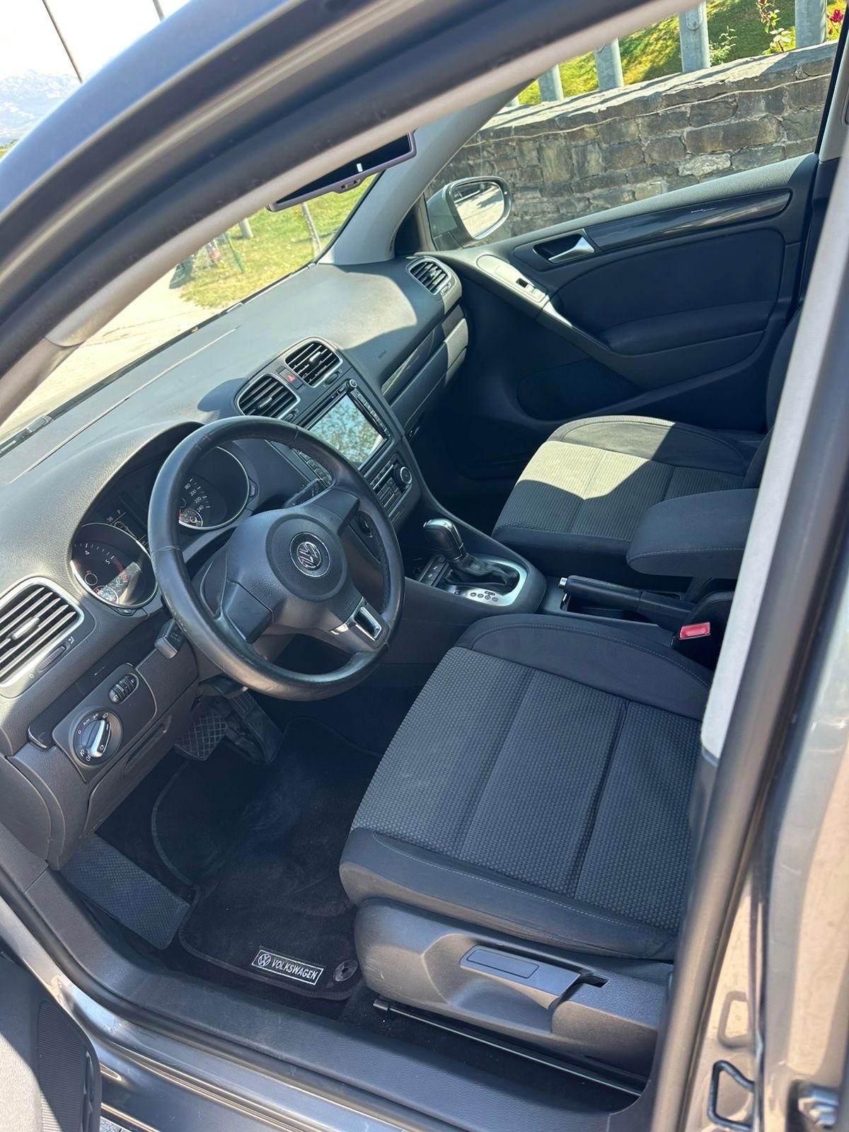 Volkswagen Golf - photo 4