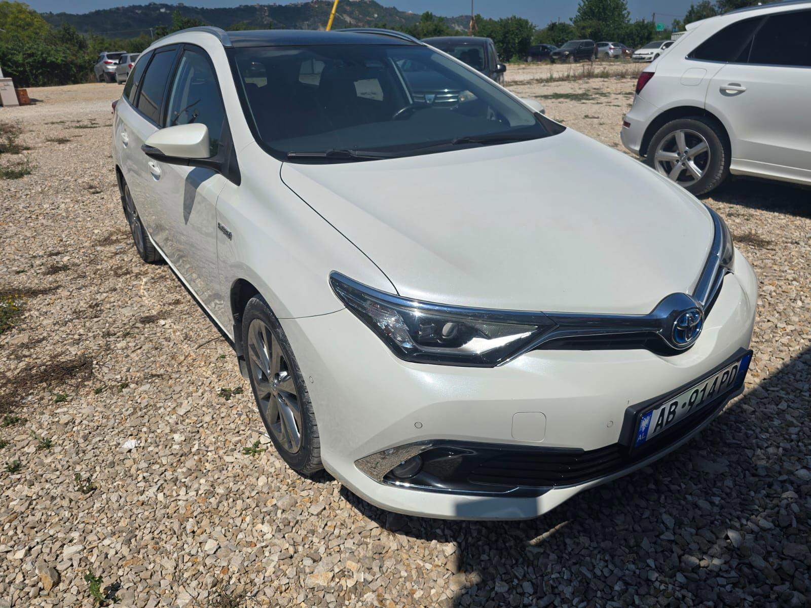 Toyota Auris - photo 4