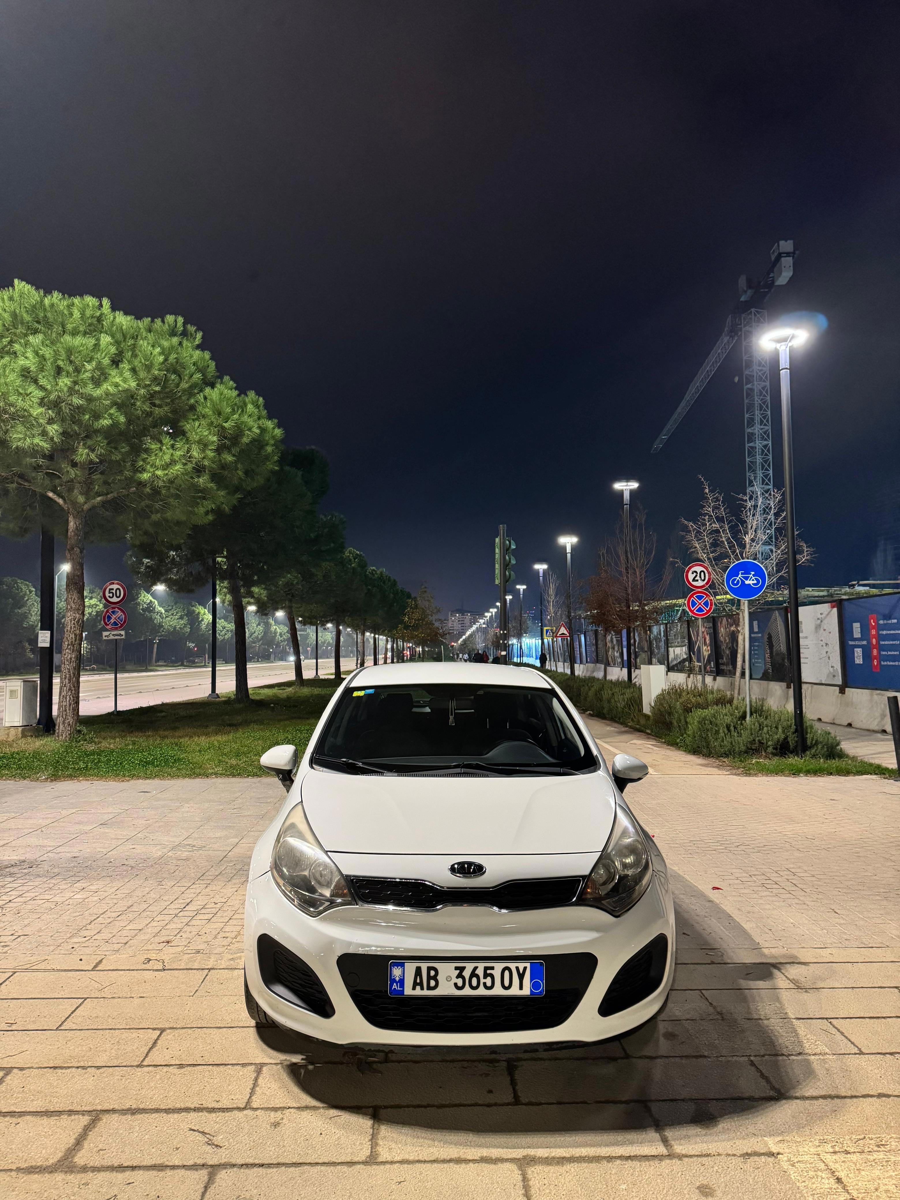 Kia Rio for rent