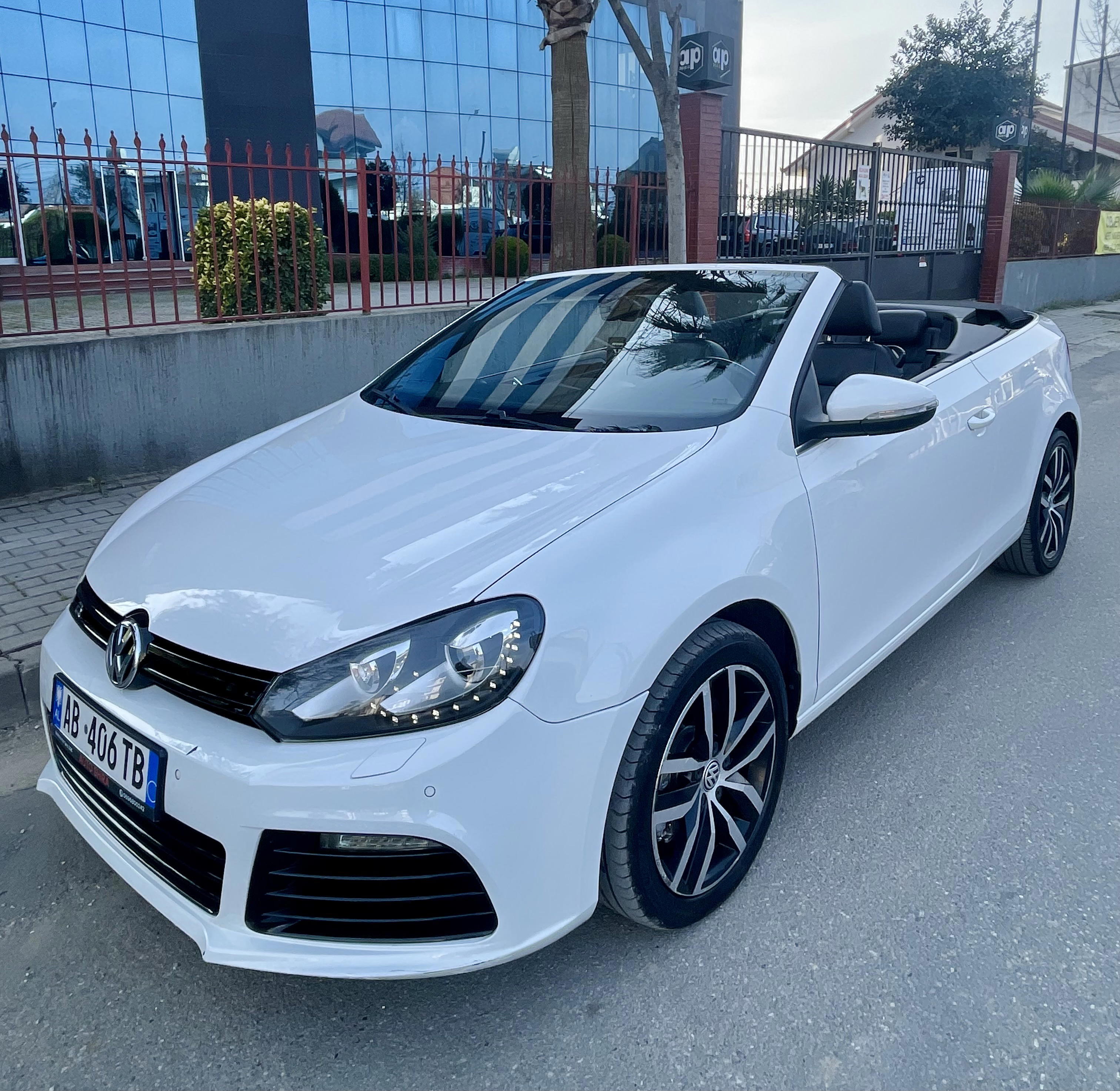 Volkswagen Cabrio - photo 3