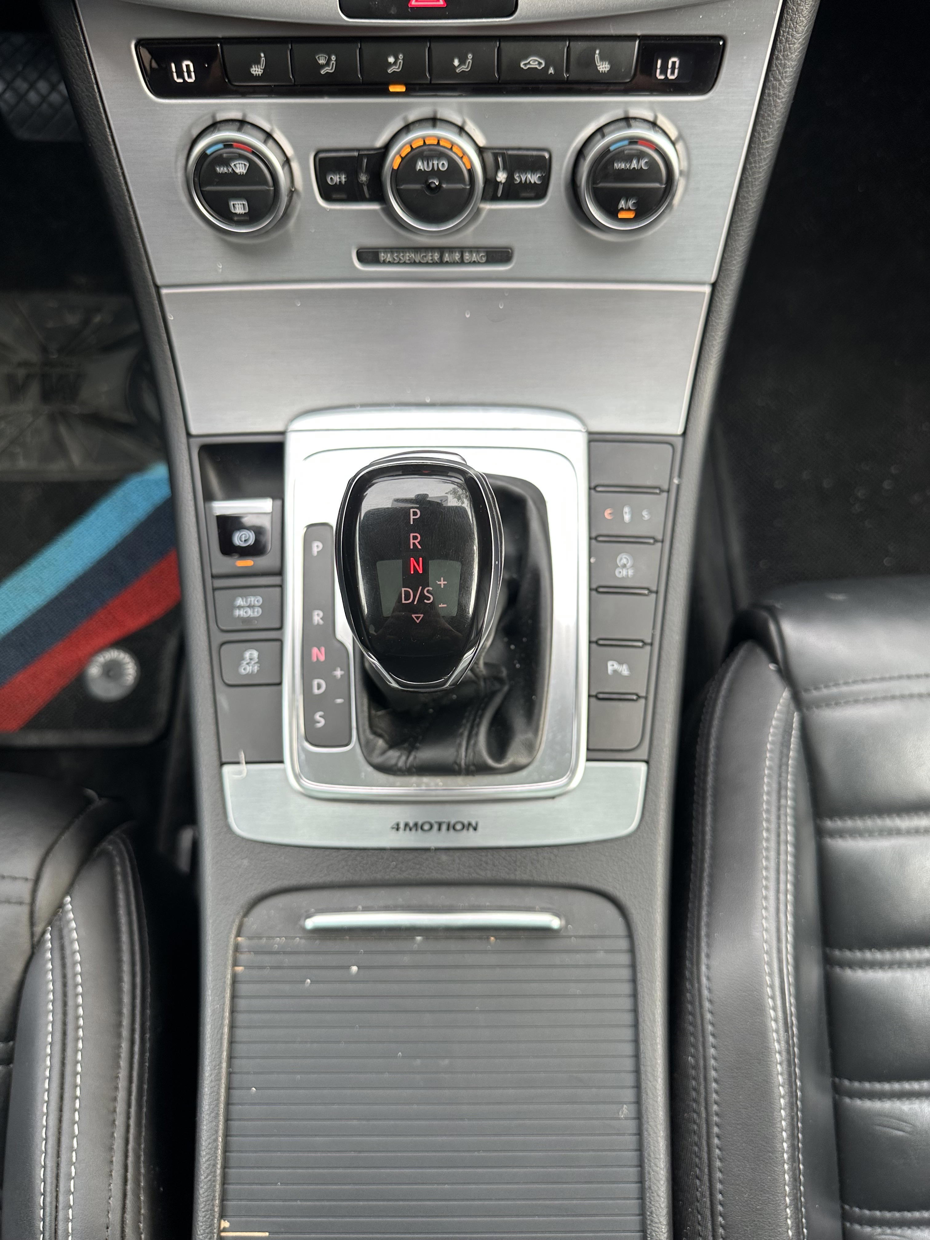 Volkswagen CC - photo 4