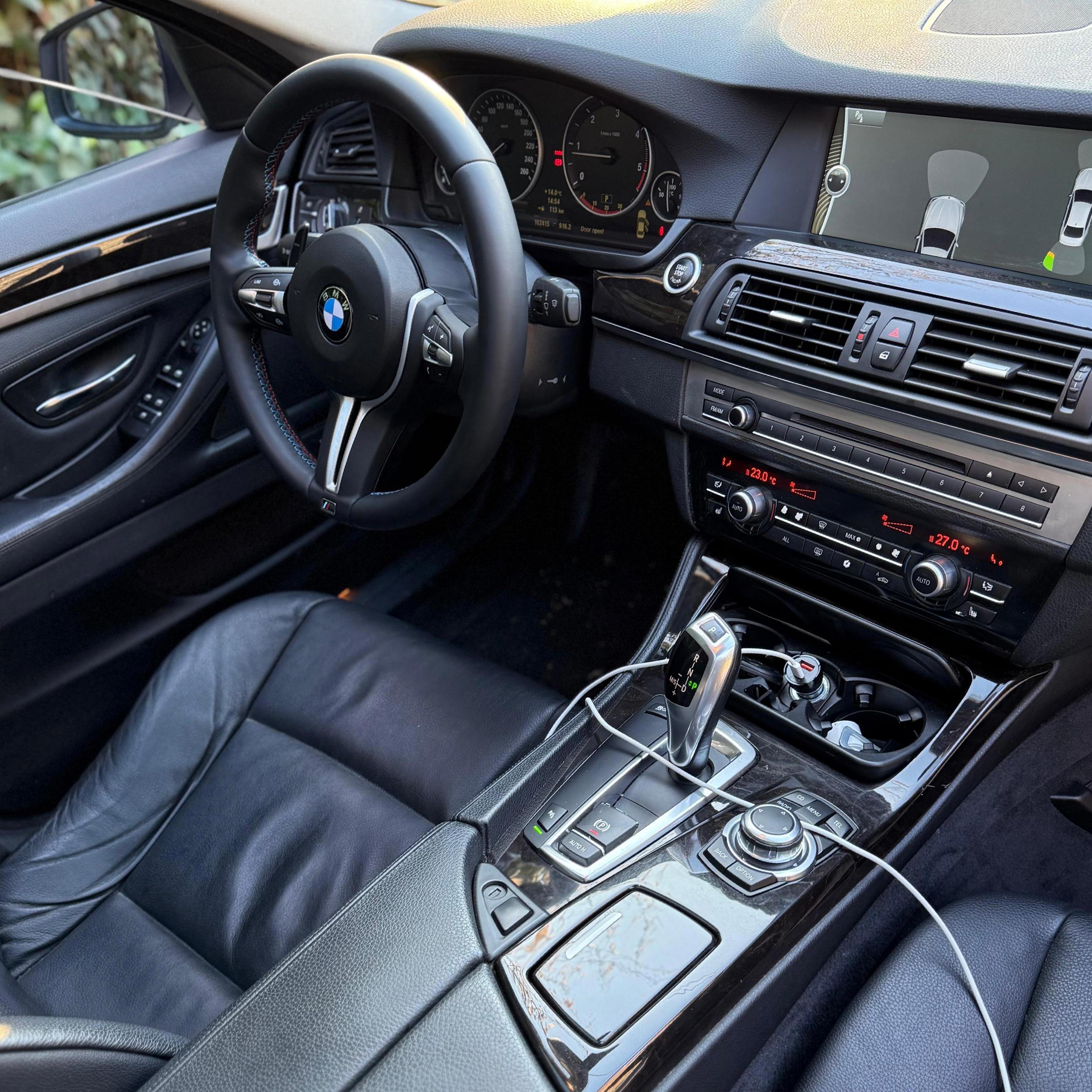 BMW 5 Series - photo 4