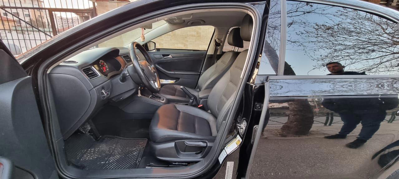 Volkswagen Jetta - photo 3
