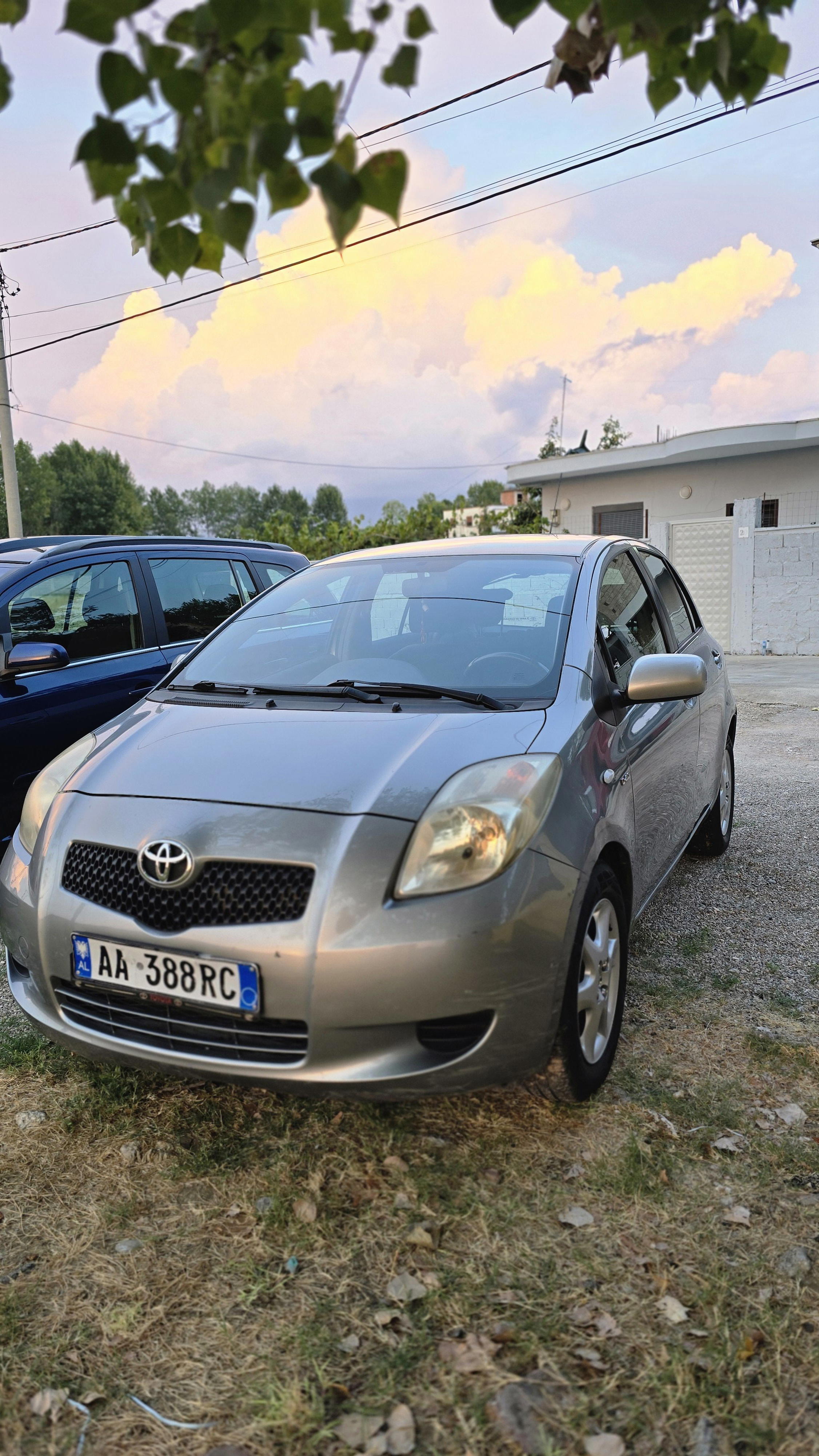 Toyota Yaris - photo 3