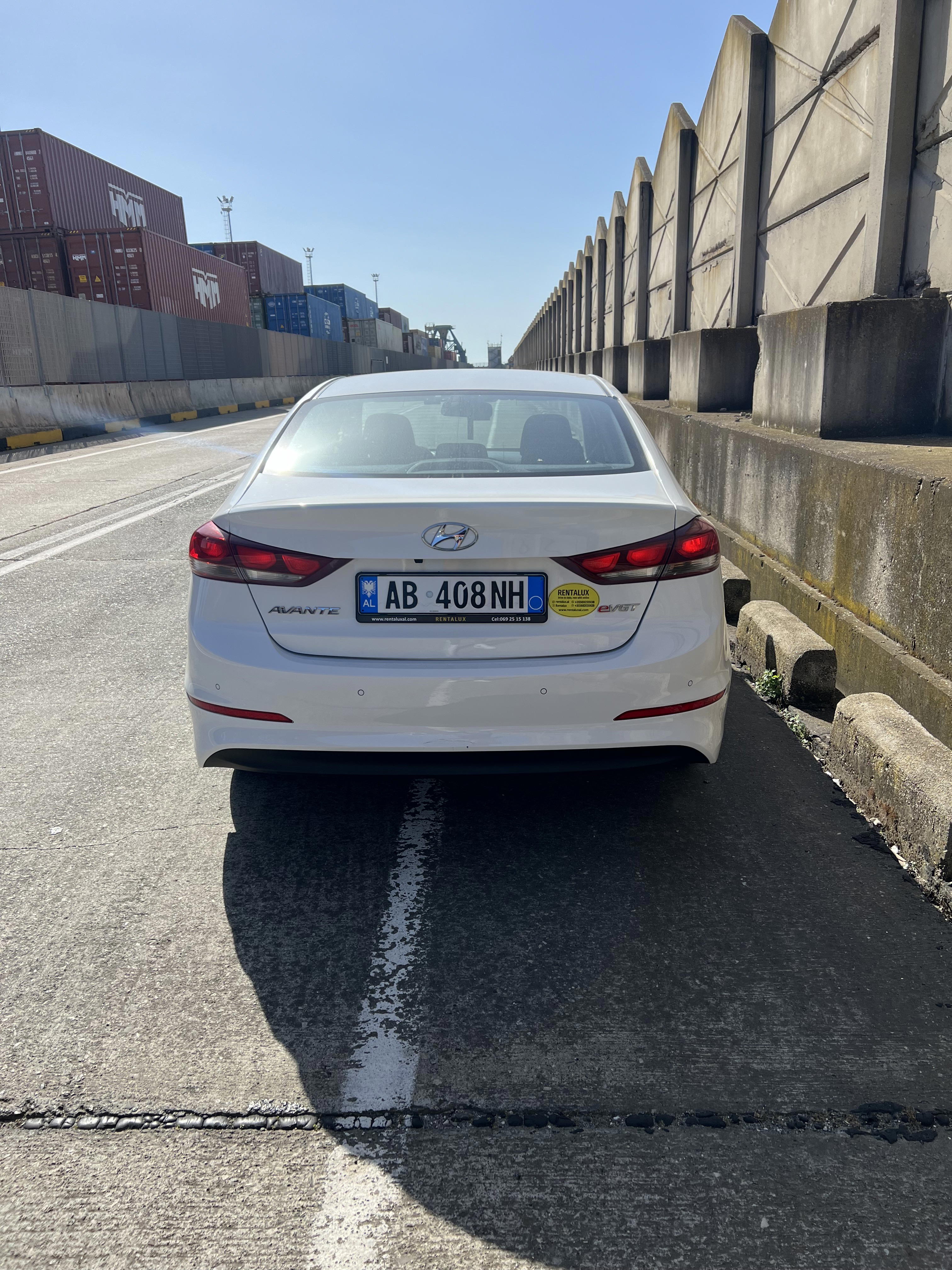 Hyundai Avante - photo 3
