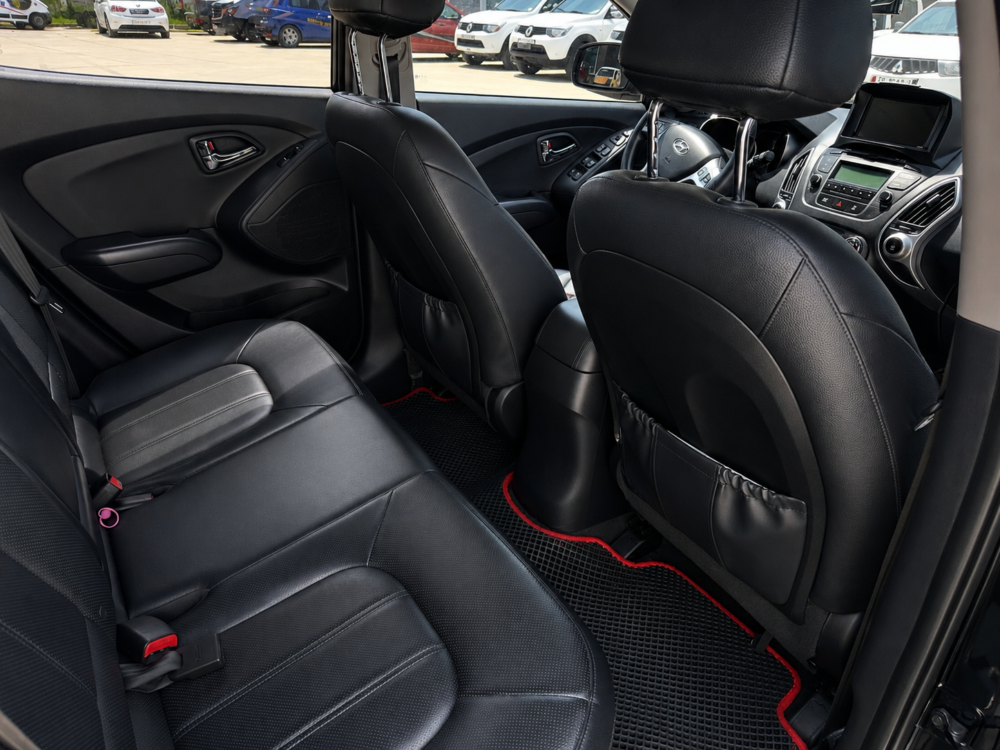 Hyundai Tucson - photo 4